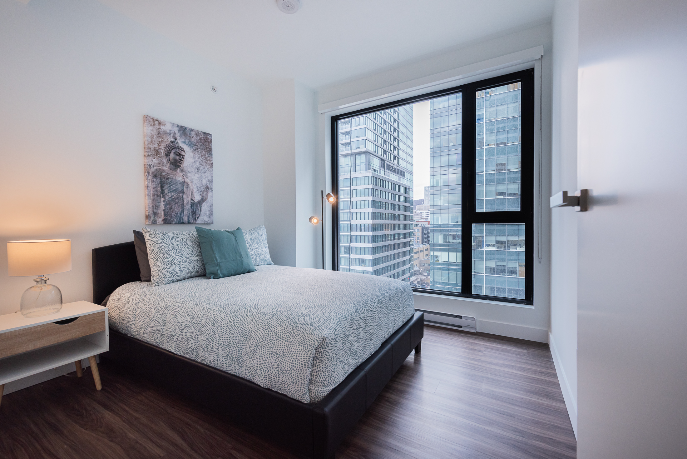 Le_George_12-bedroom2