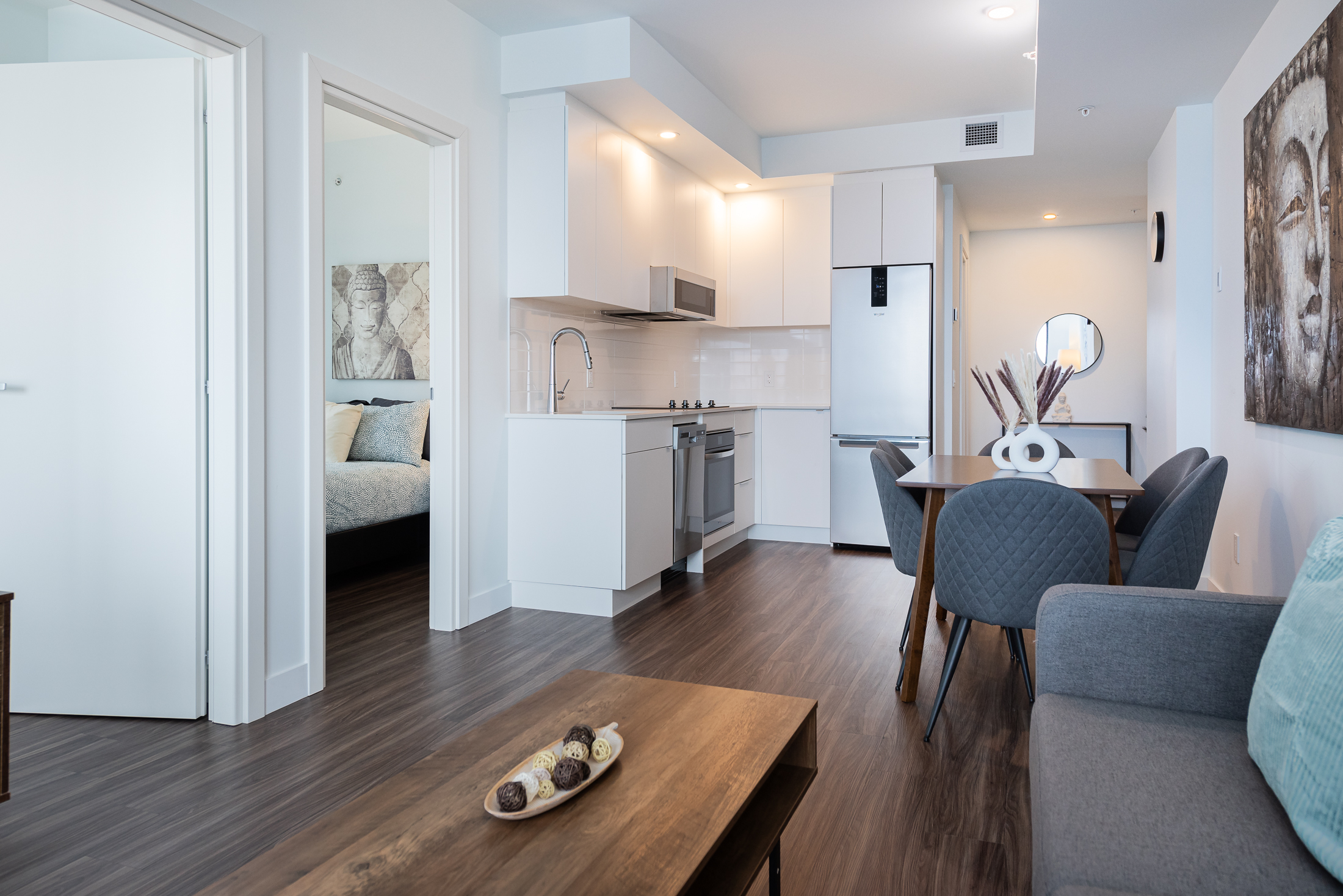 Le_George_12-kitchen-full-view