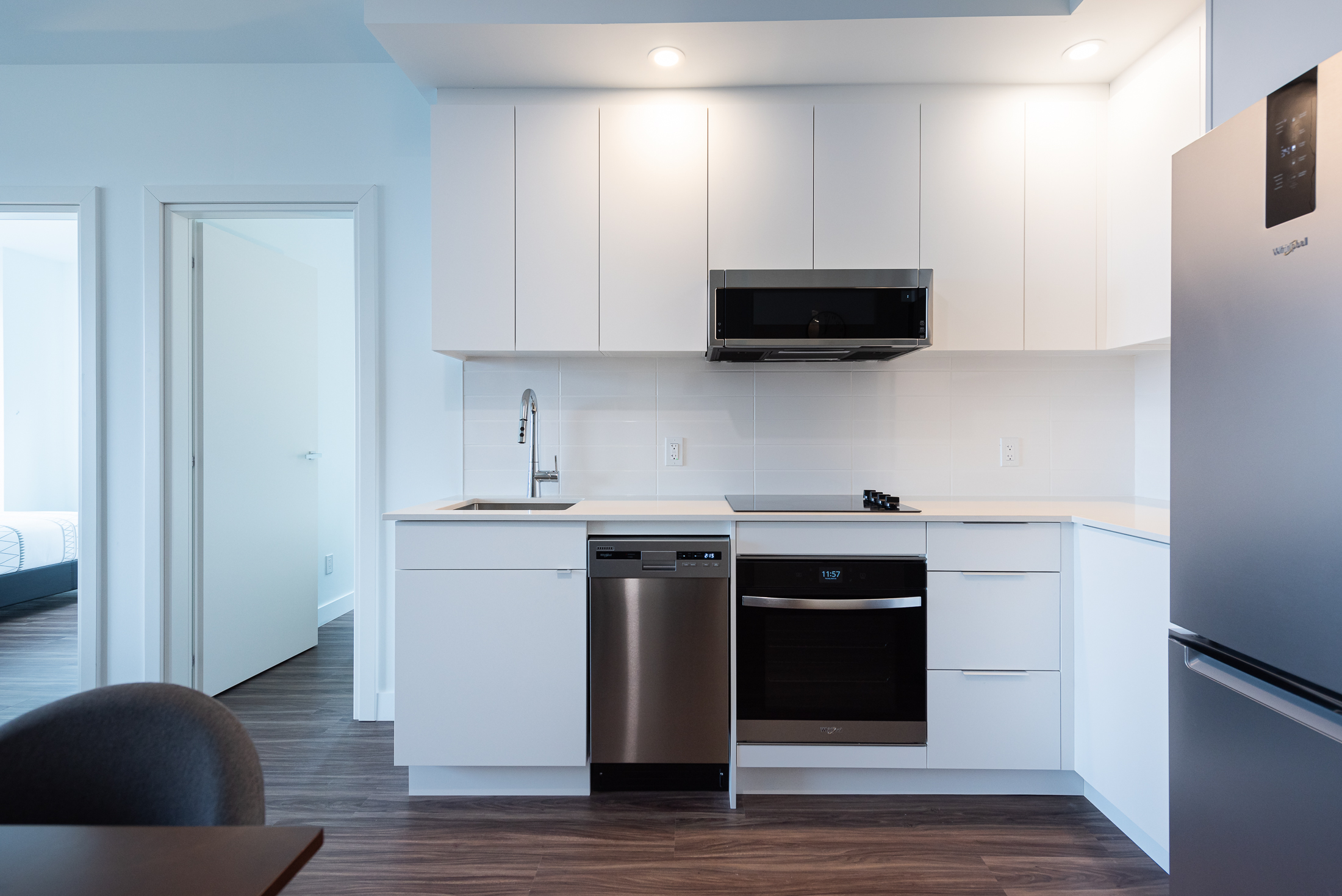 Le_George_12-kitchen-view