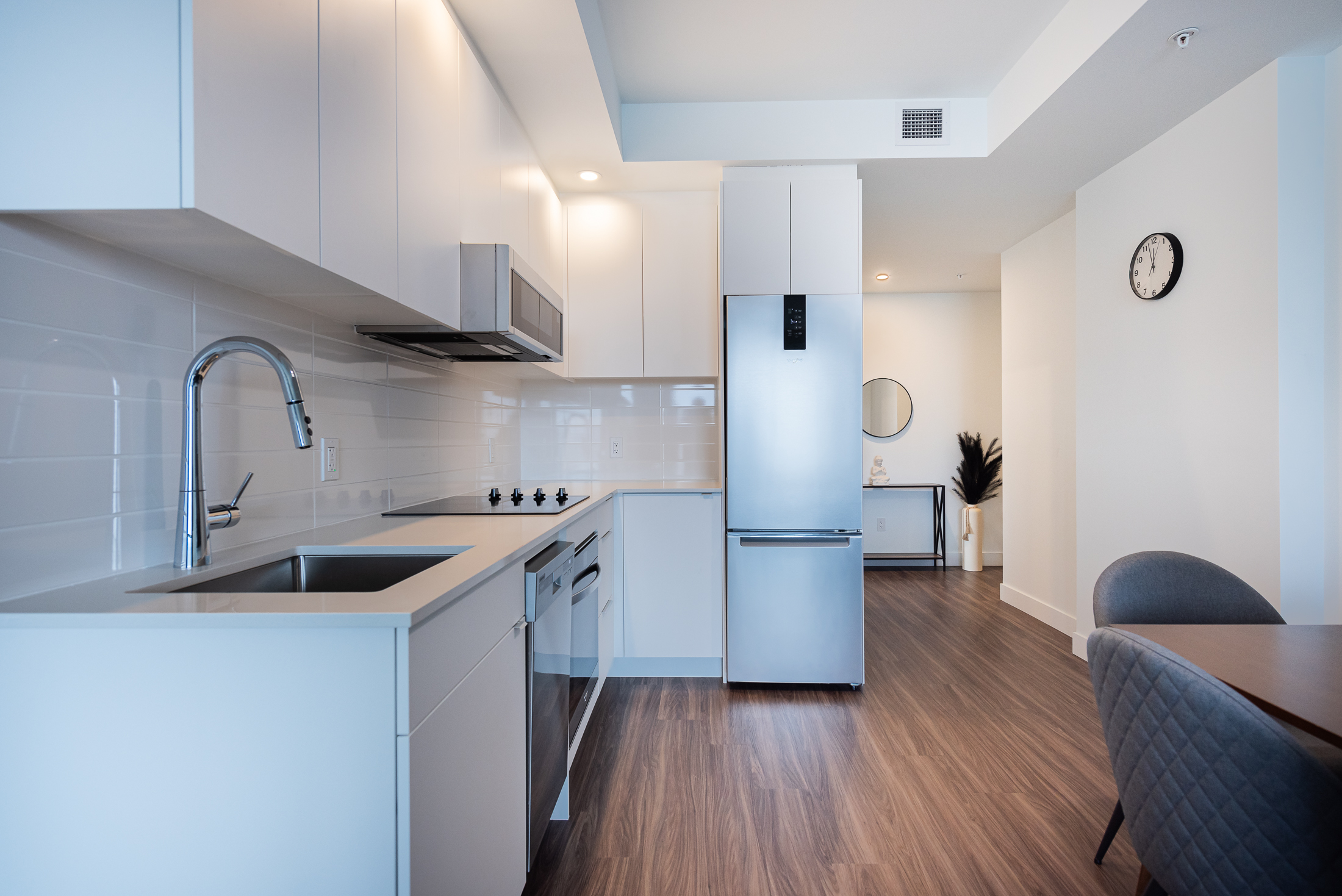 Le_George_12-kitchen