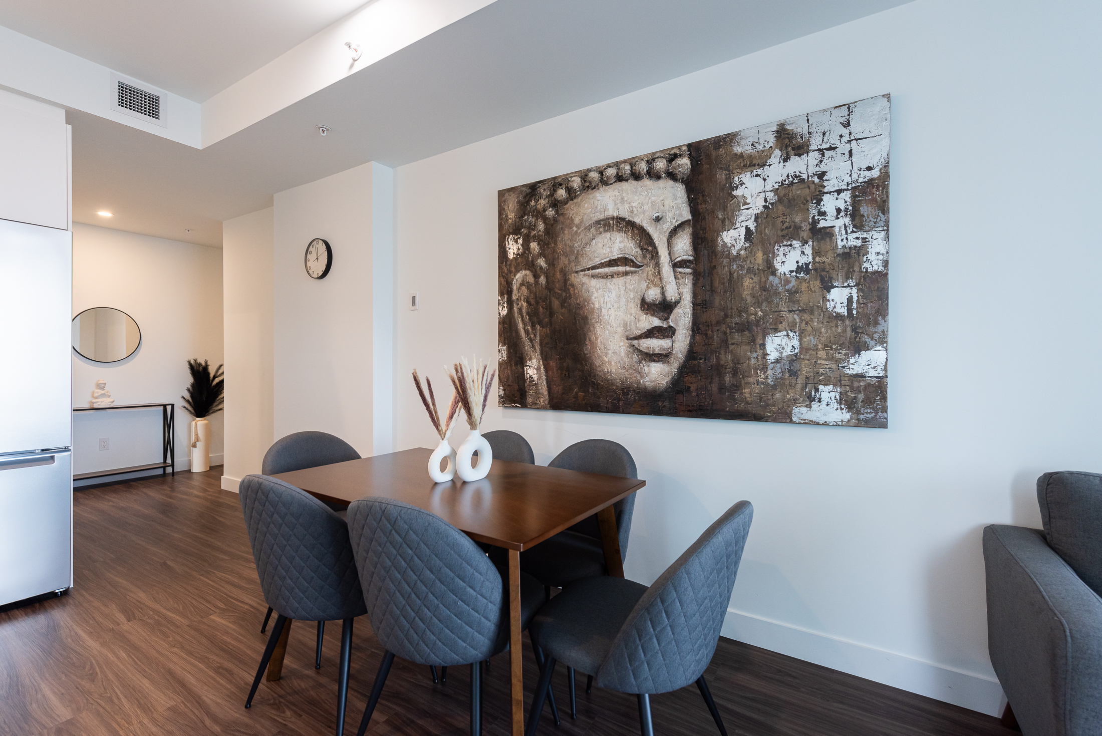 Le_George_12-living-area_view