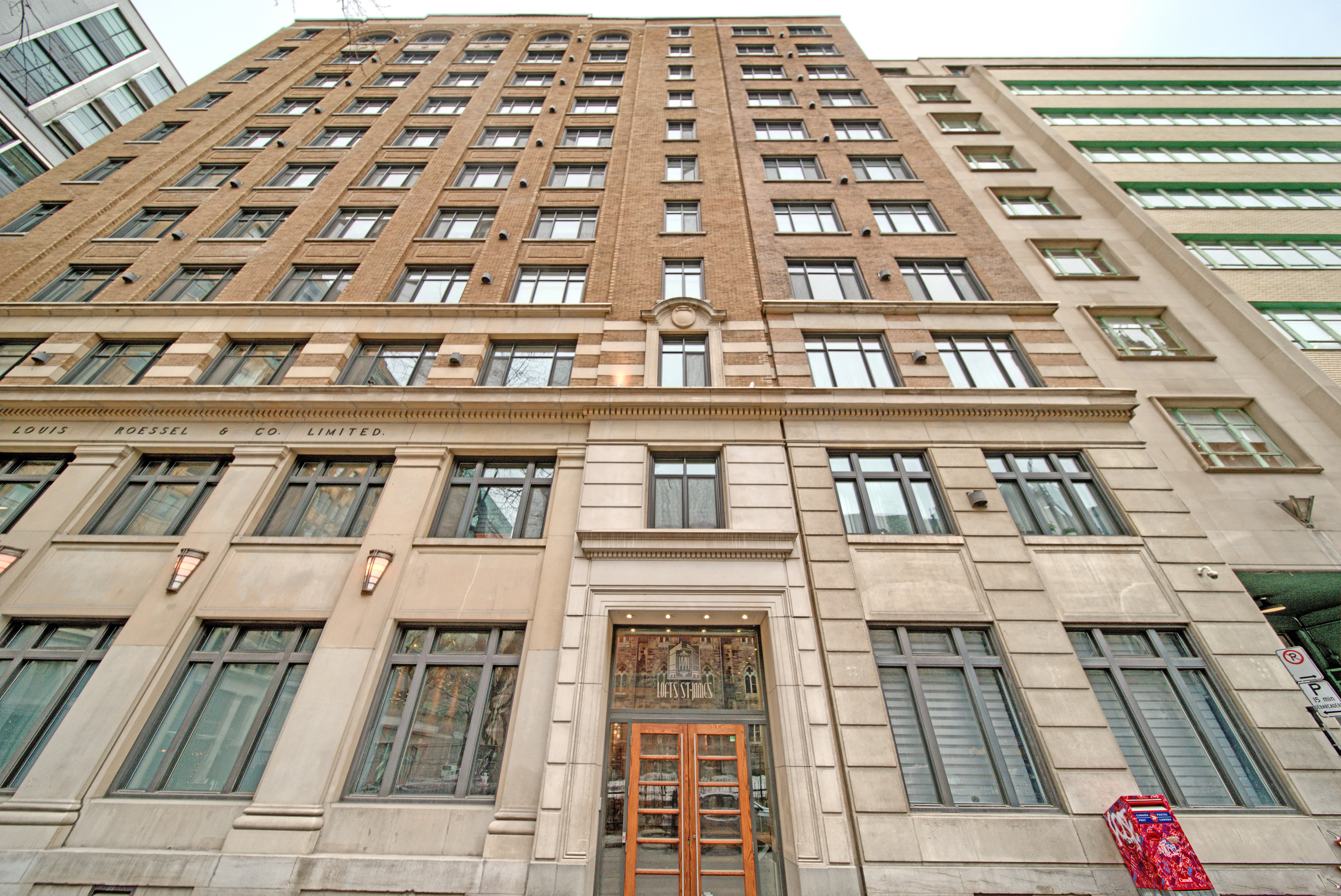 Lofts-St-James_202_HighRes-French__003-bldg-cover_