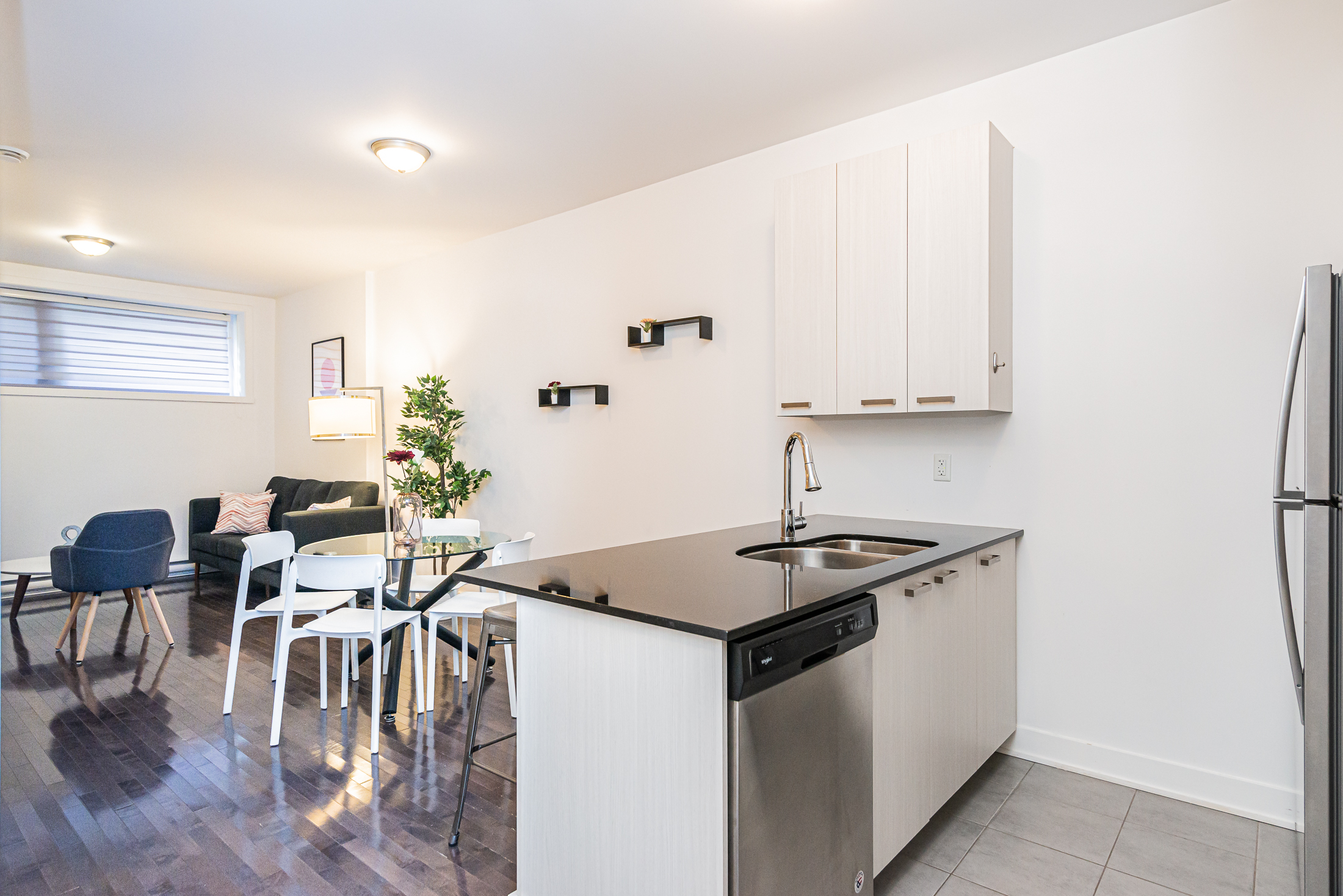 St-Do_kitchen_sink_area