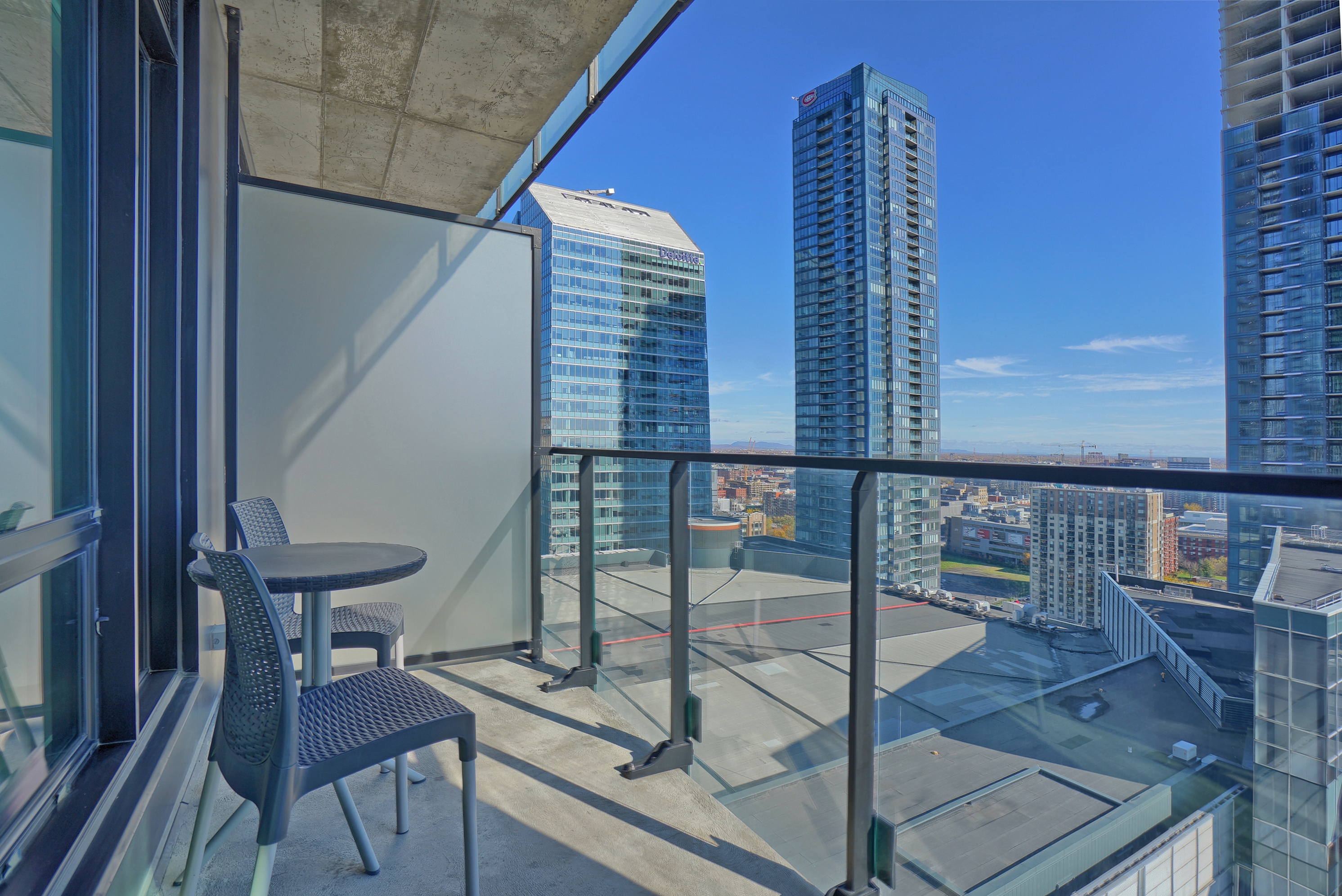 Tour-des-Canadiens_1808-French-001