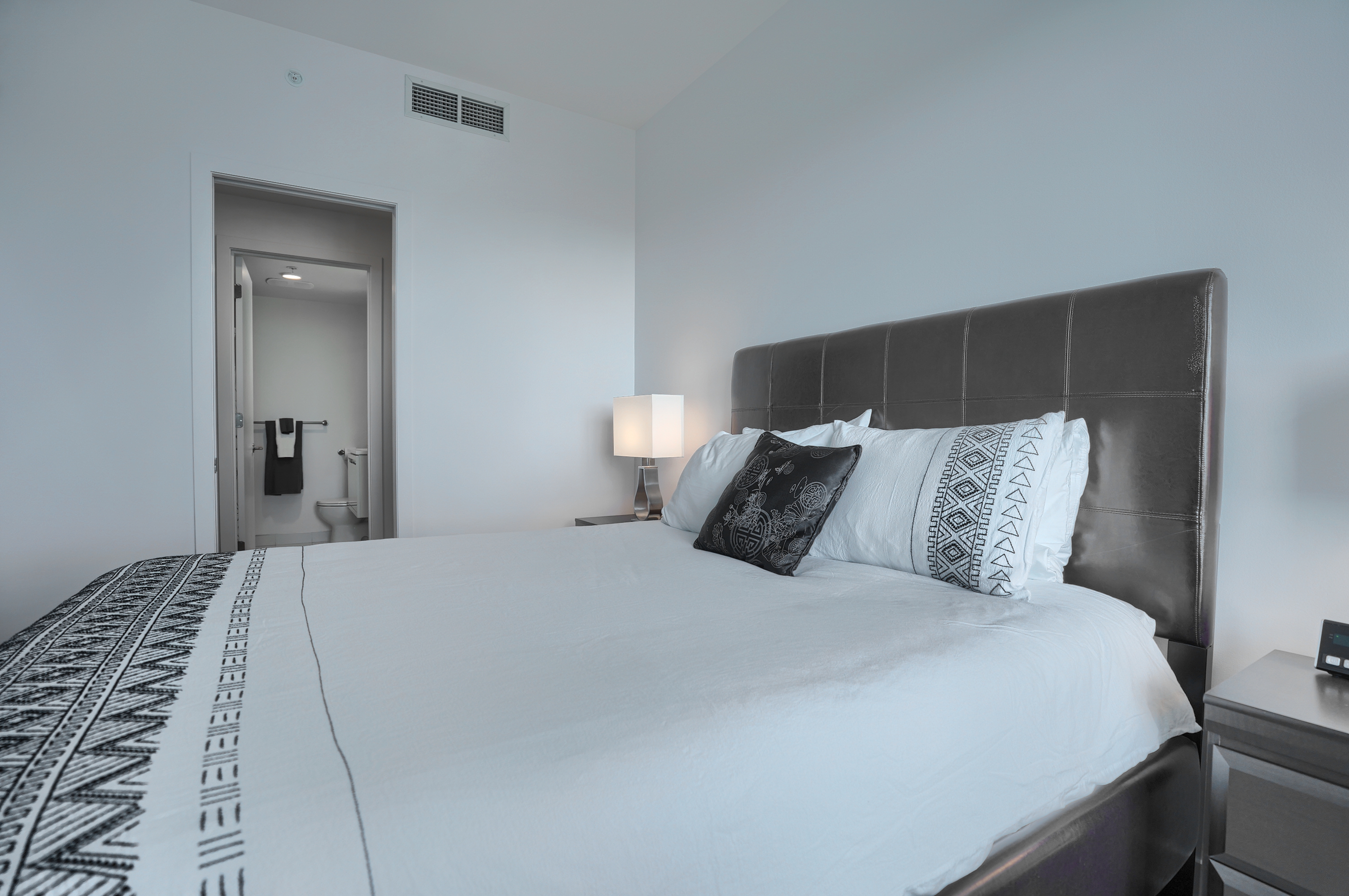 Tour-des-Canadiens_1808-French-005