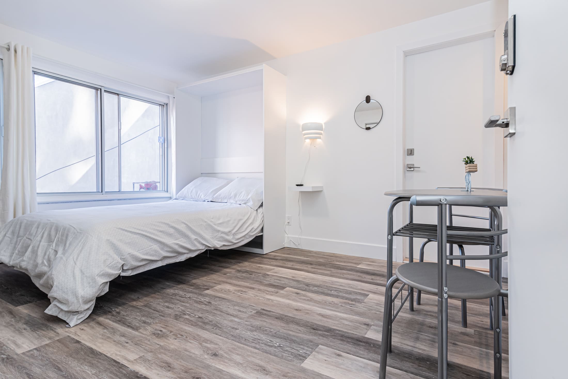 atateken-suites-4_-bedroom