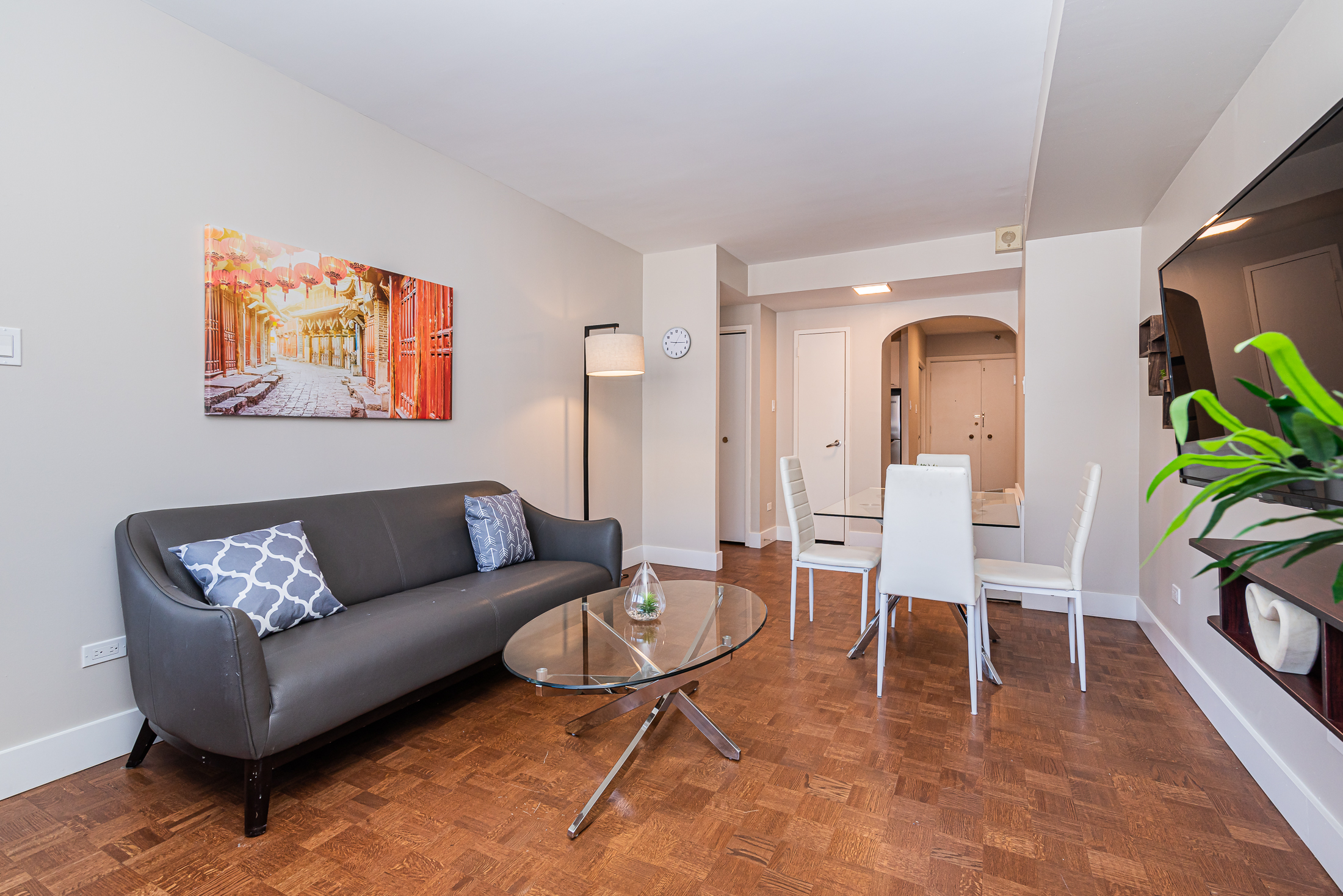 horizon__15a_living_room_sitting