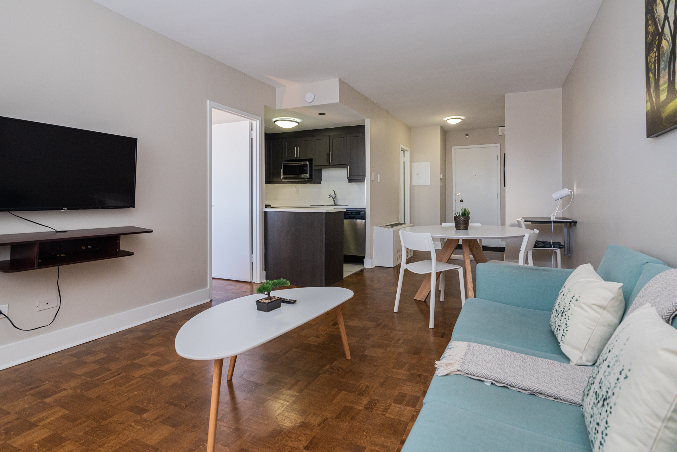 horizon__18A_liviving_room