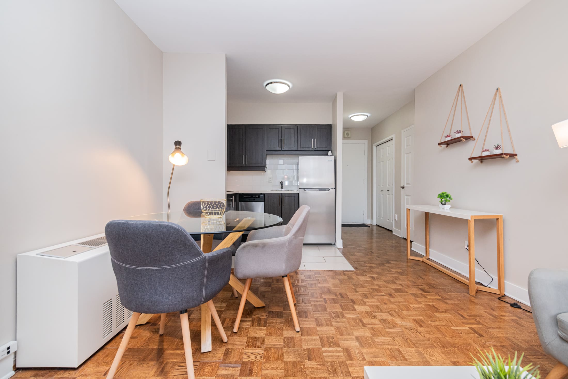 horizon__9A-kitchen_sitting