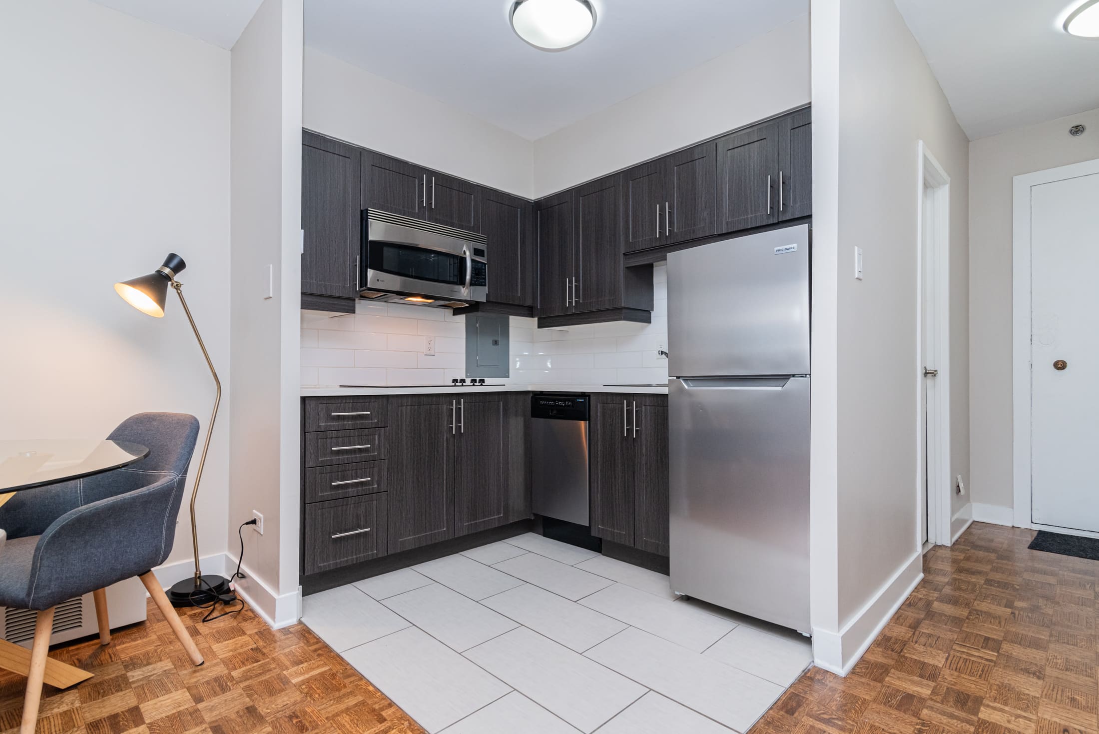 horizon__9A_kitchen3