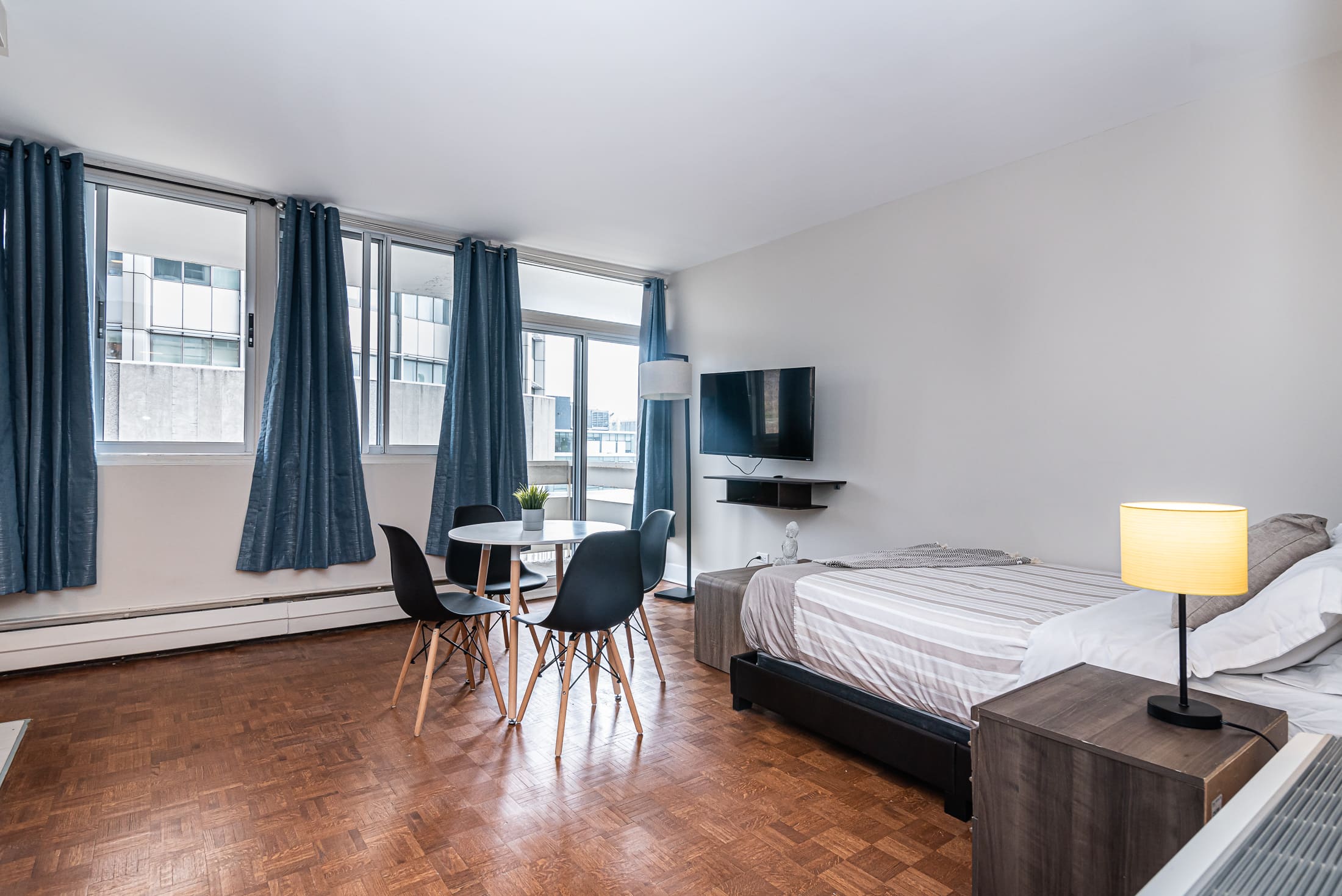 horizon_outside_view_from_bedroom