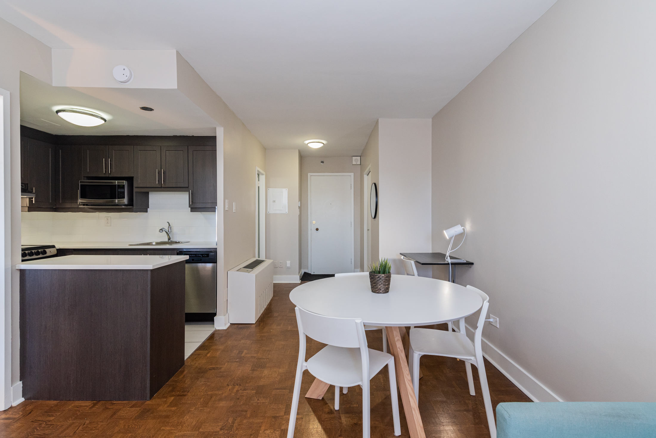 horizonn_kitchen_sitting