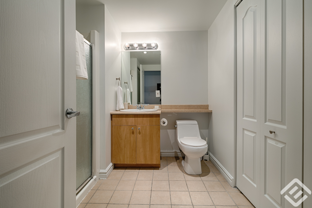 jardins-du-canal-2a_toilet2