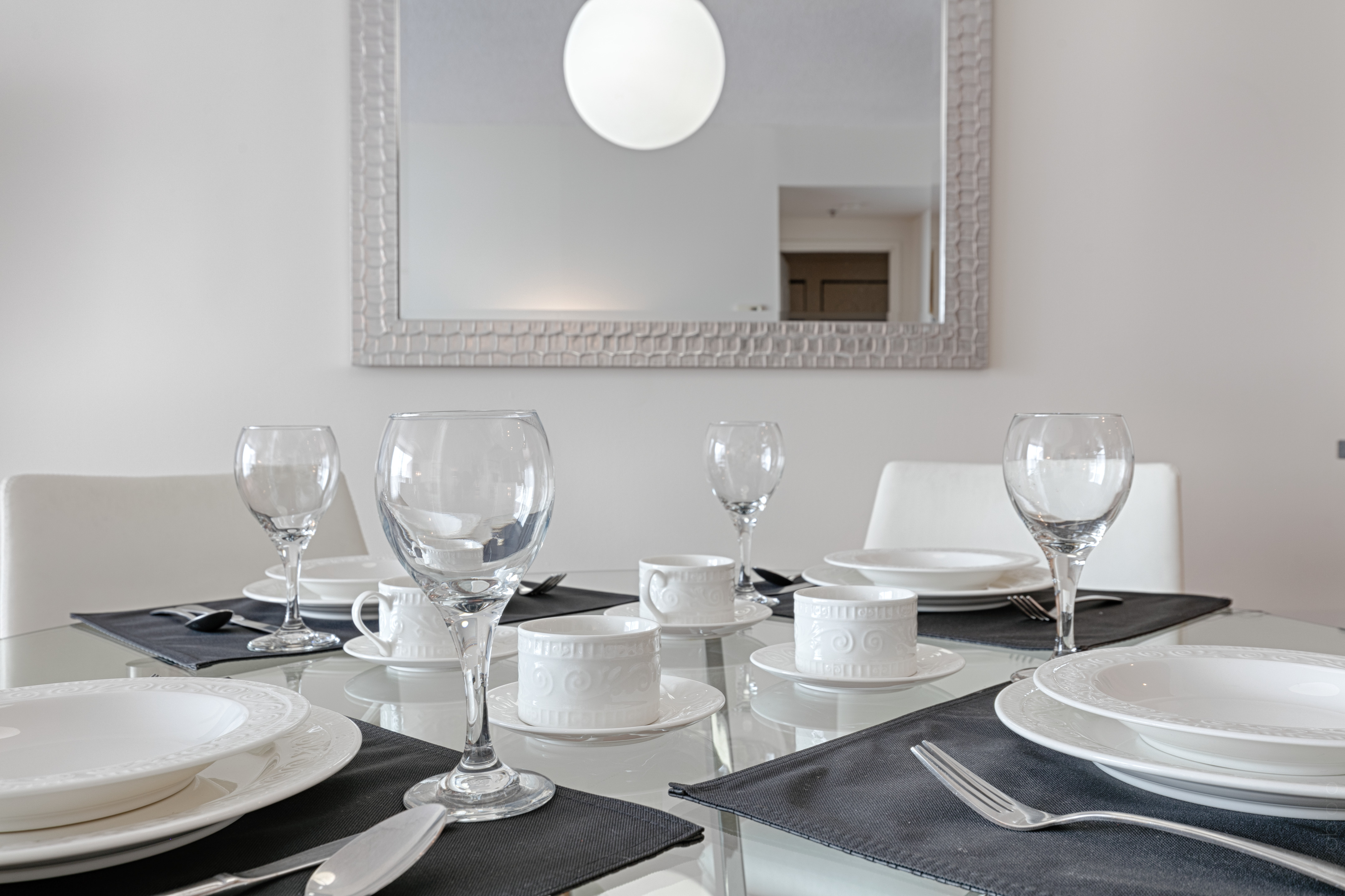 jardins-du-canal-6a_glasses