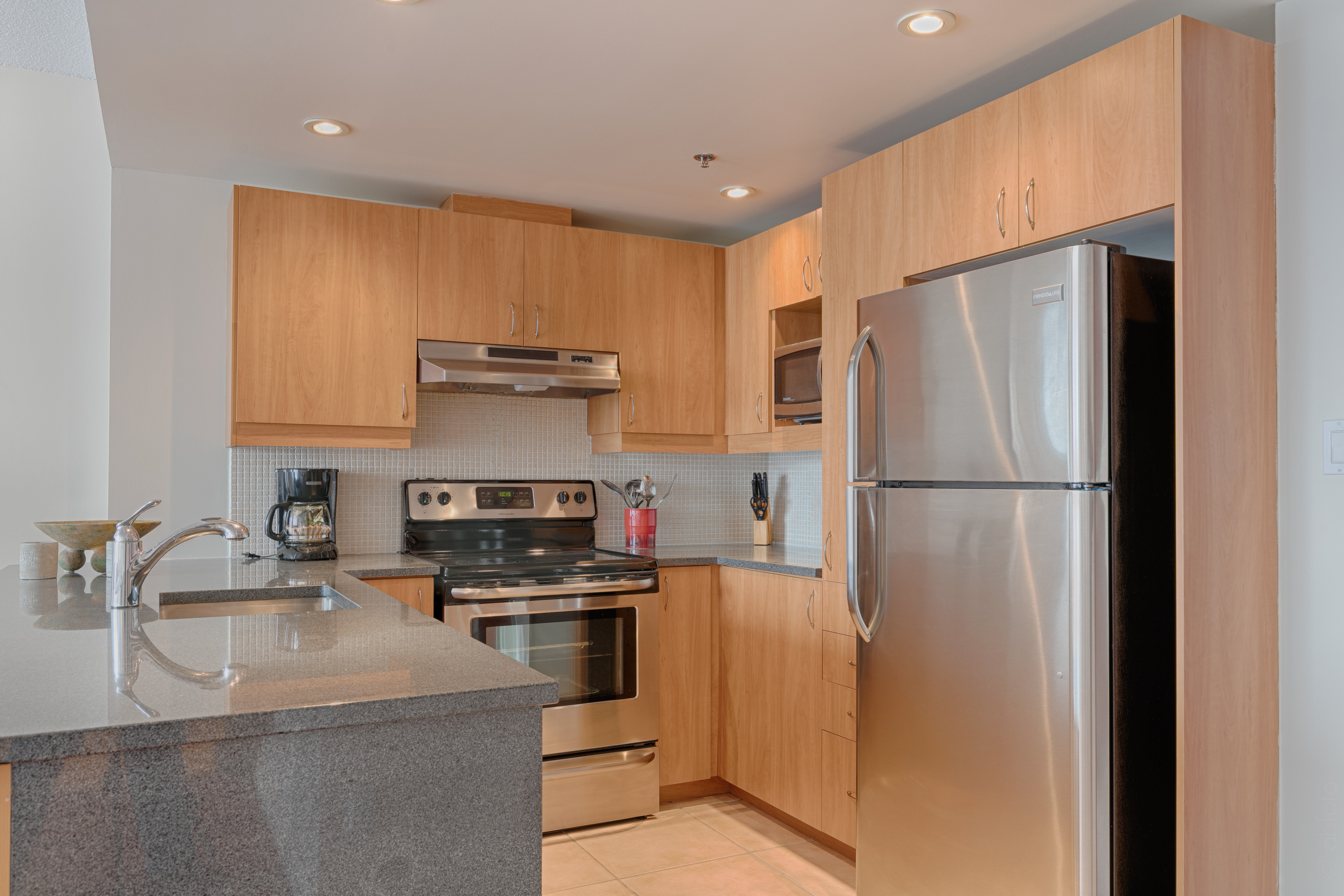 jardins-du-canal-6a_kitchen1