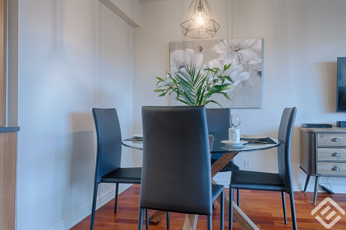 jardins-du-canal-7a_dinning_area