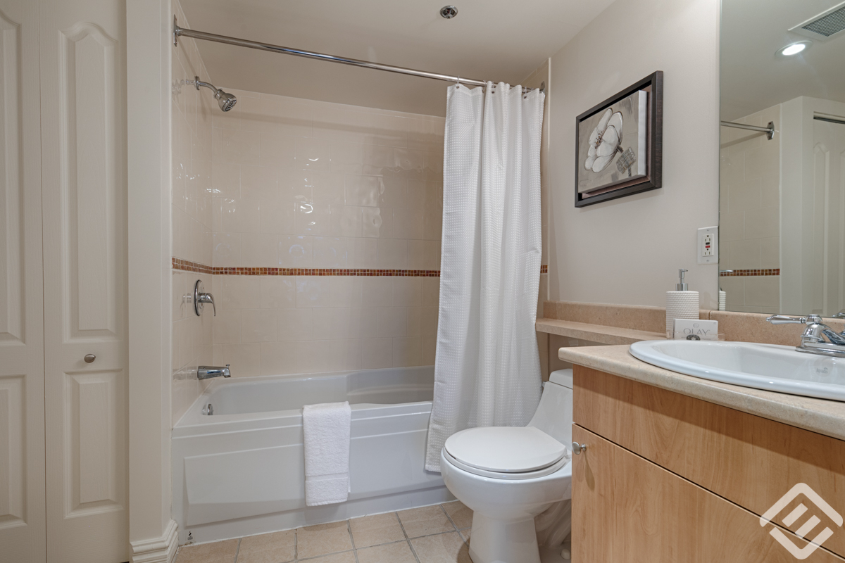 jardins-du-canal-7a_toilet3