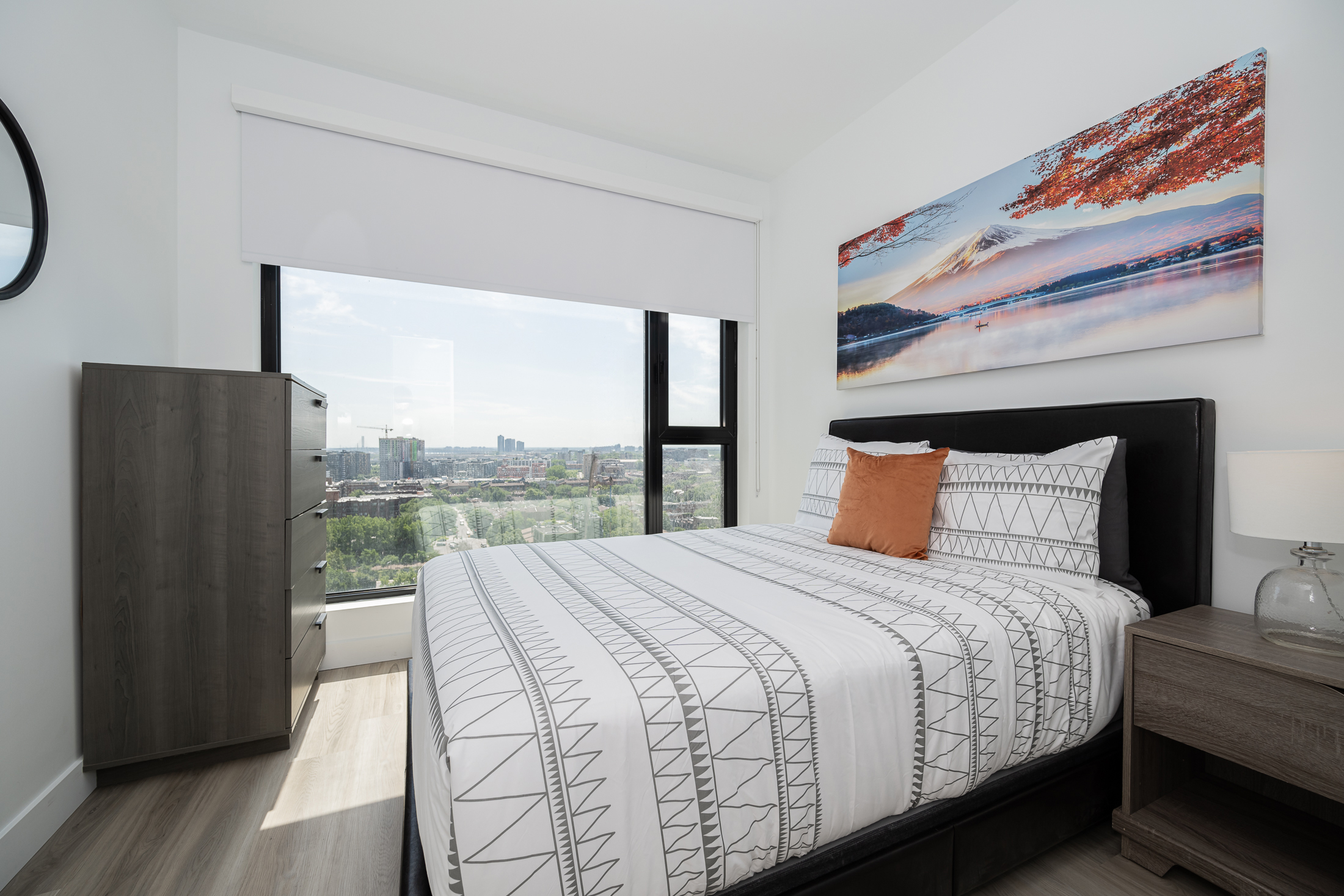 le-george-06-bedroom-view