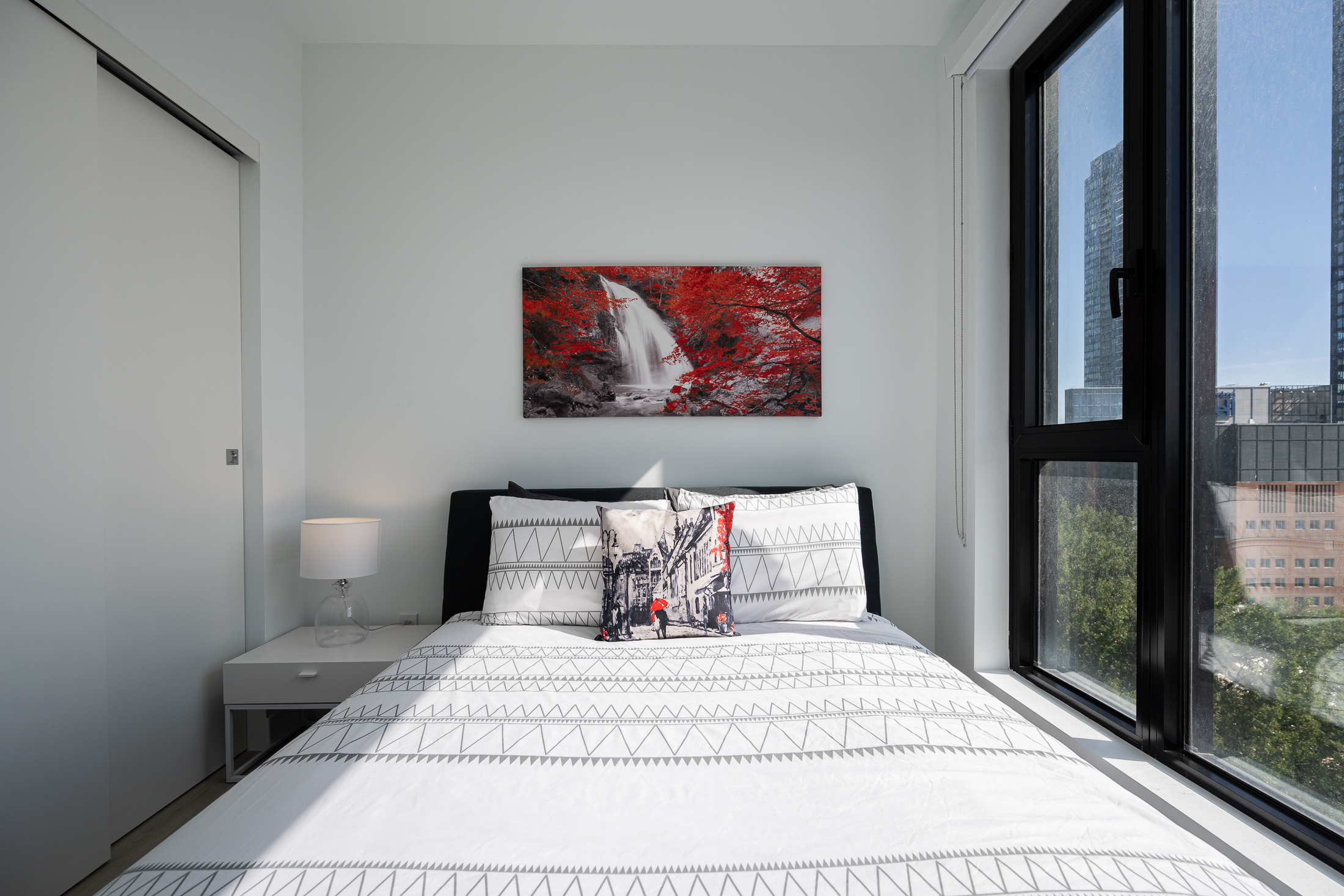 le-george-07-bedroom