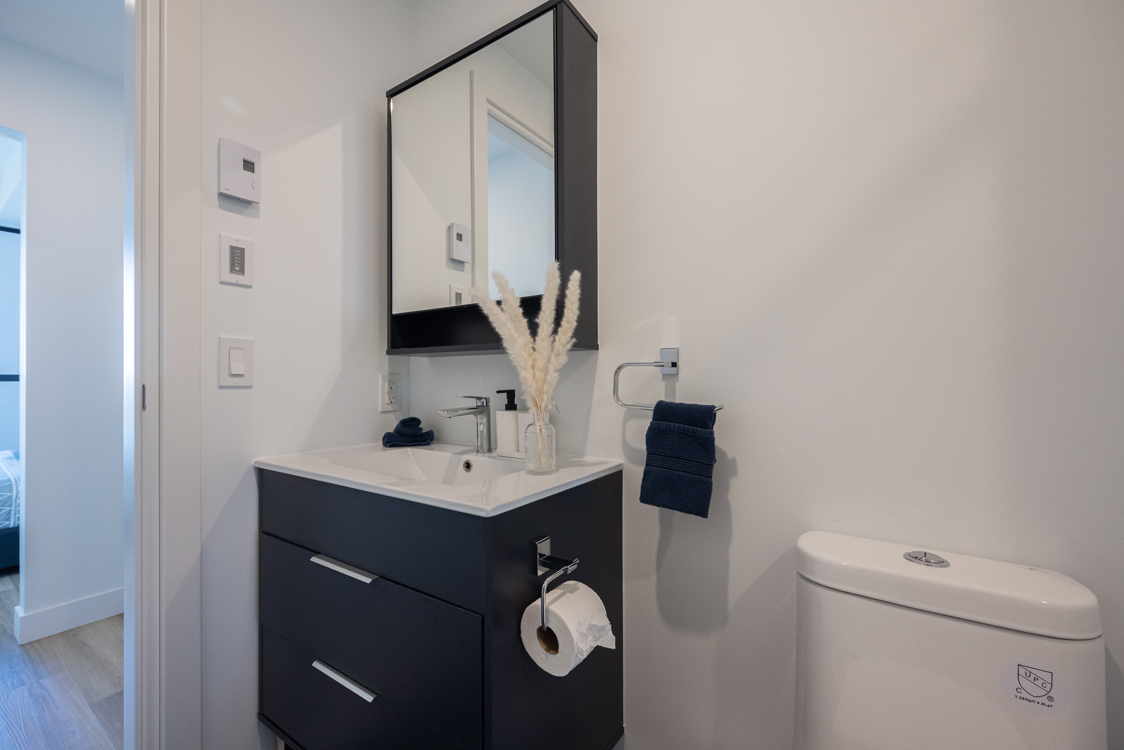 le-george-07washroom