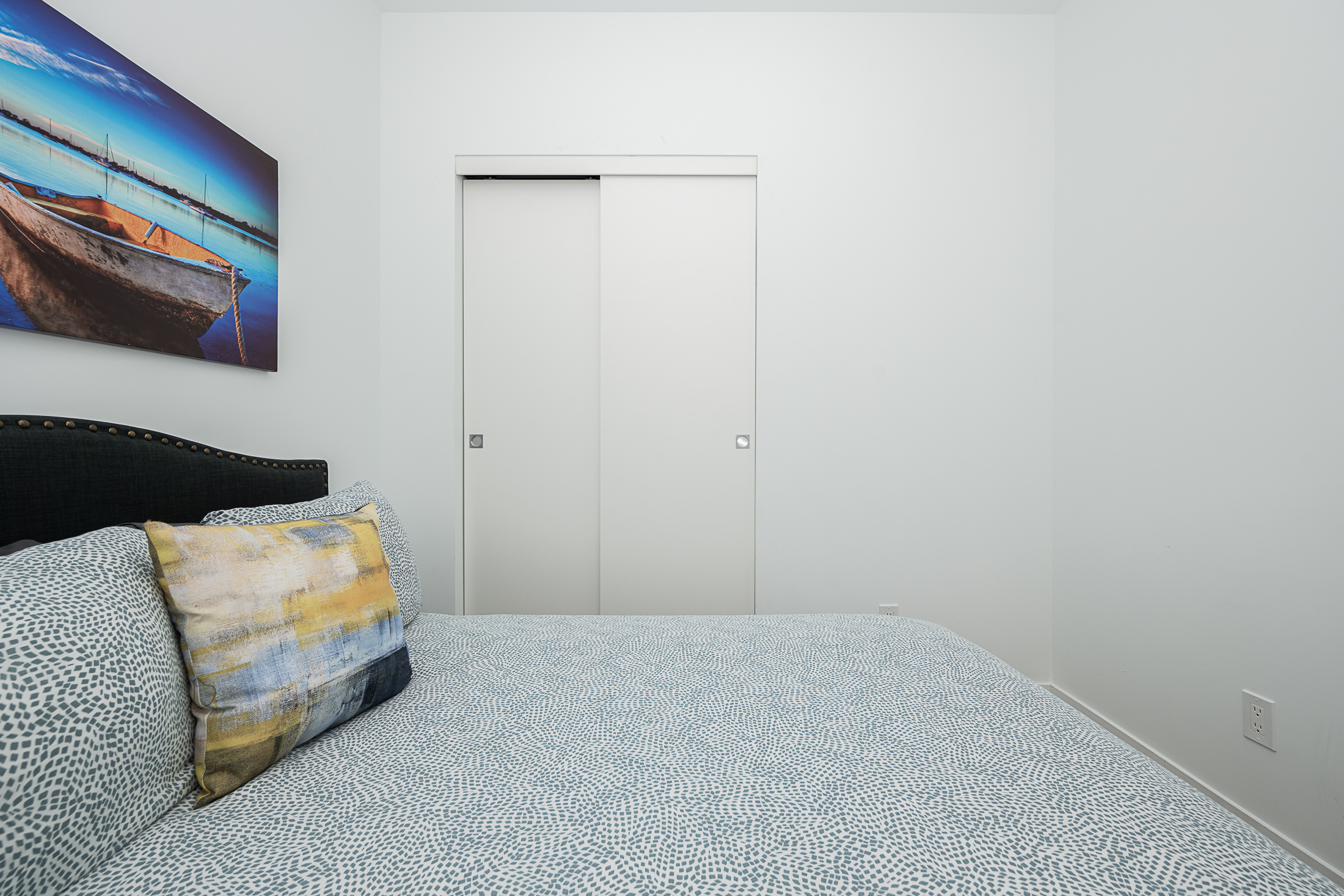 le-george-09_bedroom6