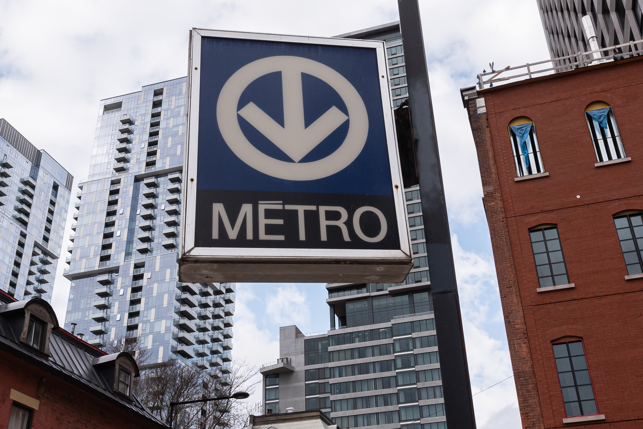 le-george-09_metro_area