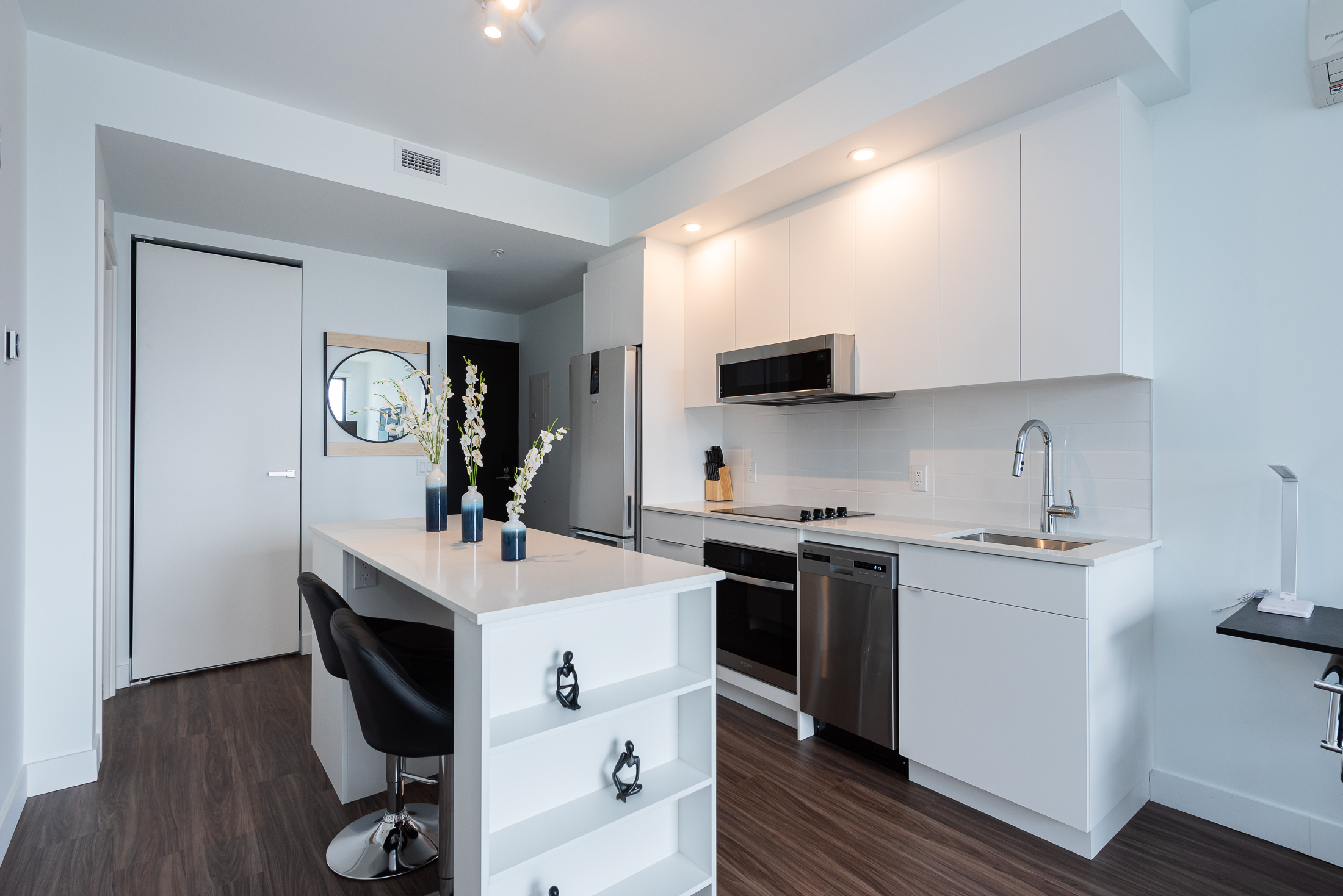 le-george-11-kitchen3