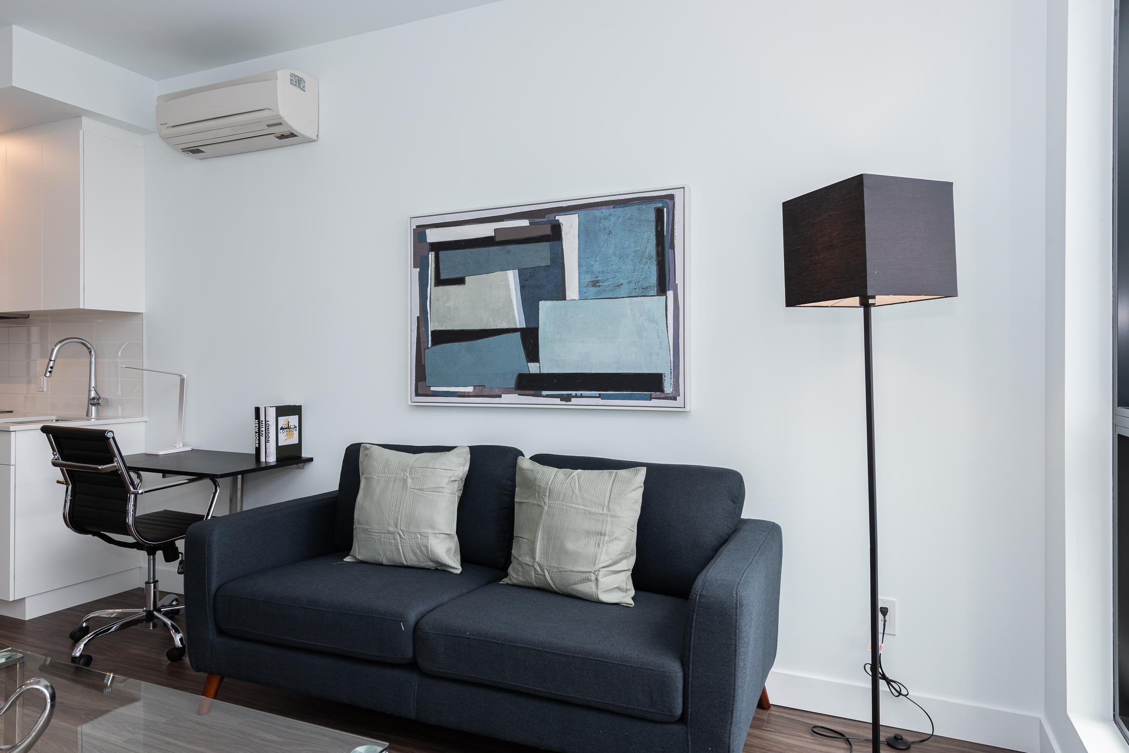 le-george-11-livingarea-view