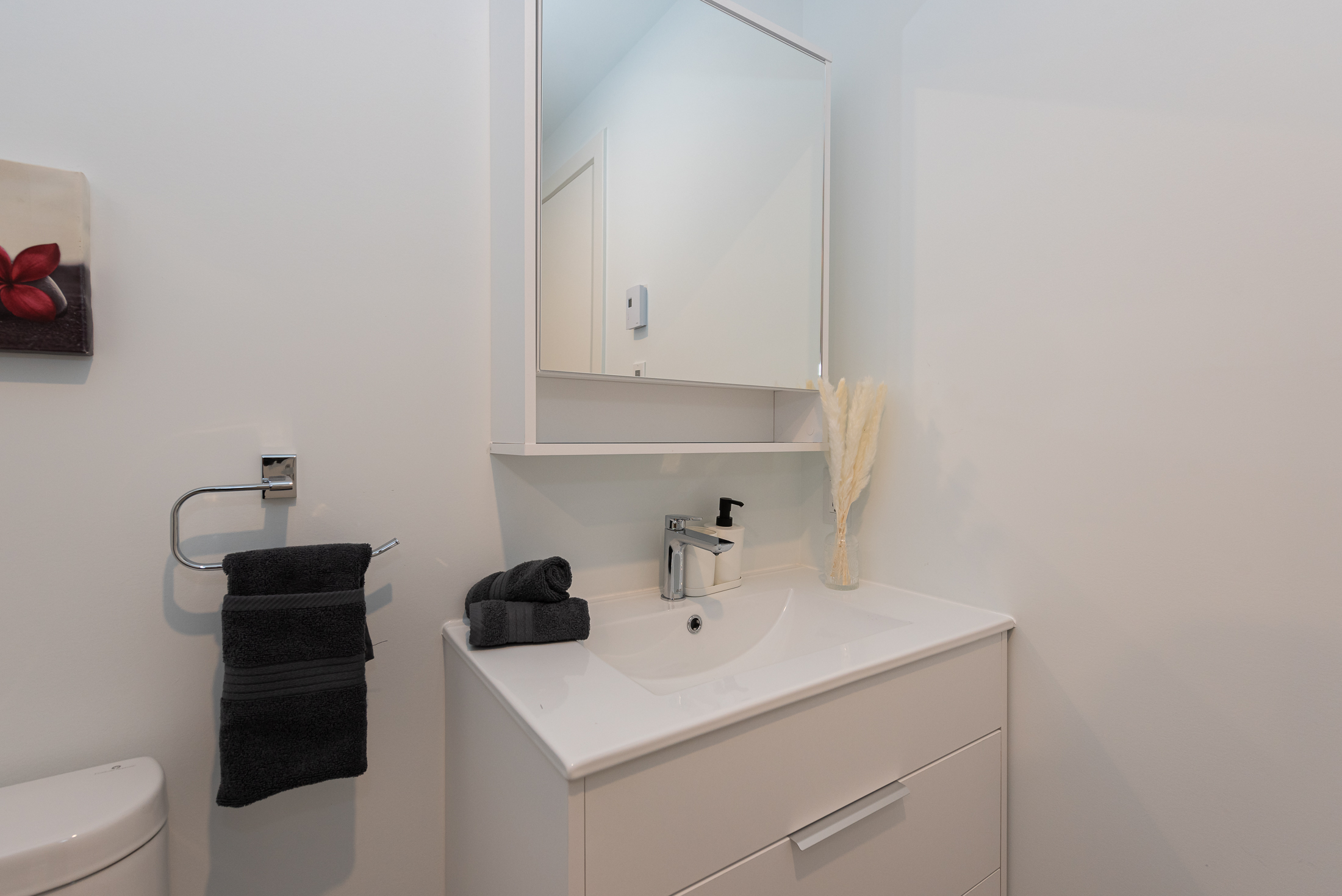 le-george-11-washroom