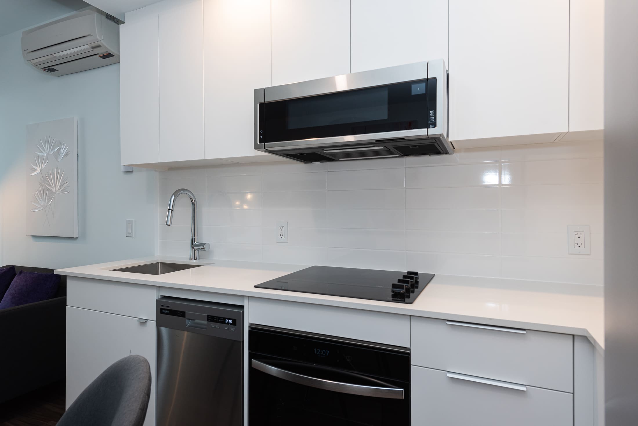 le-george-13-kitchen