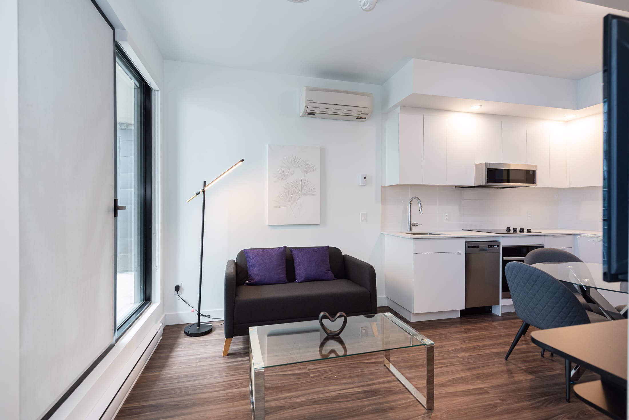 le-george-13-living-area