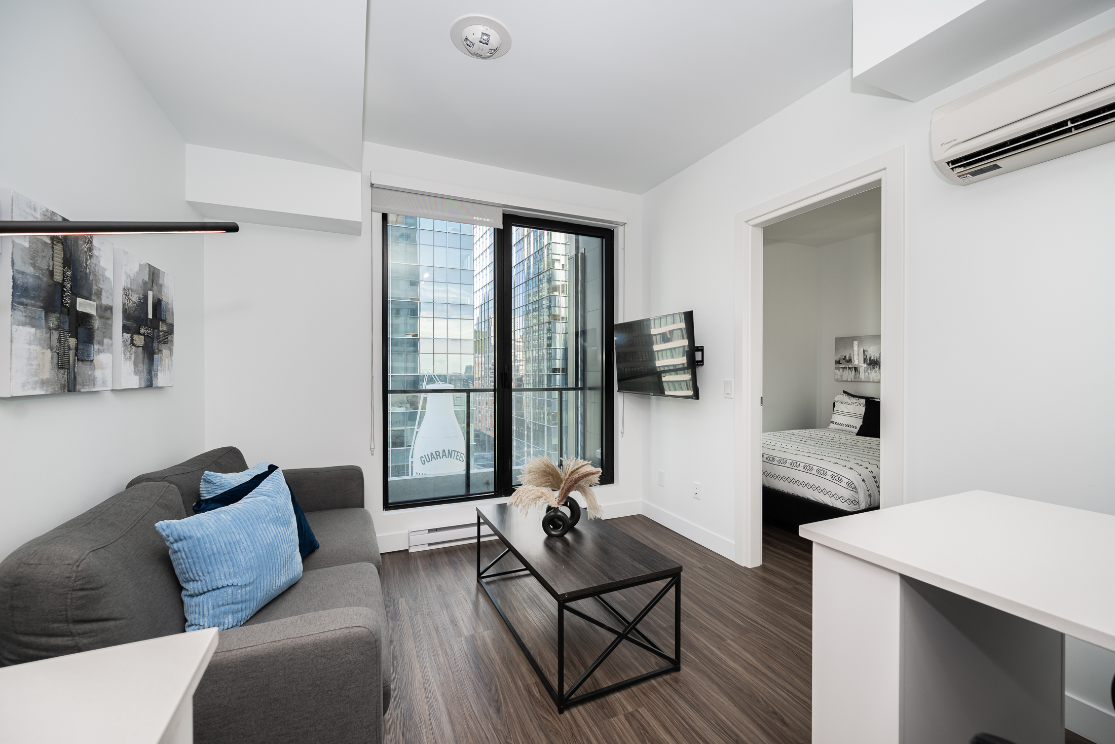 le-george-15-drawing-room