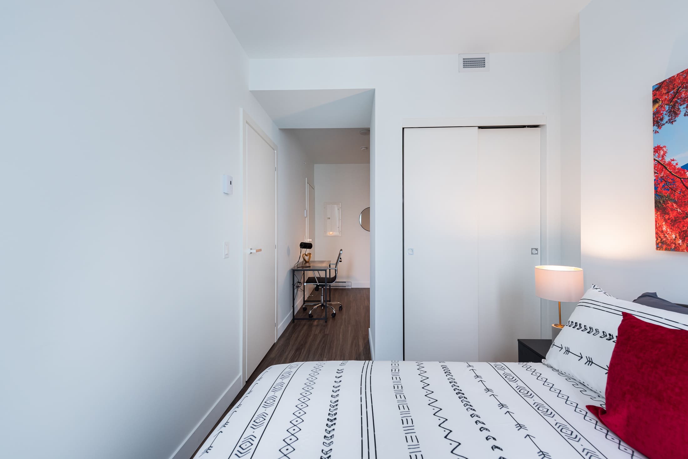 le-george-17-bedroom2