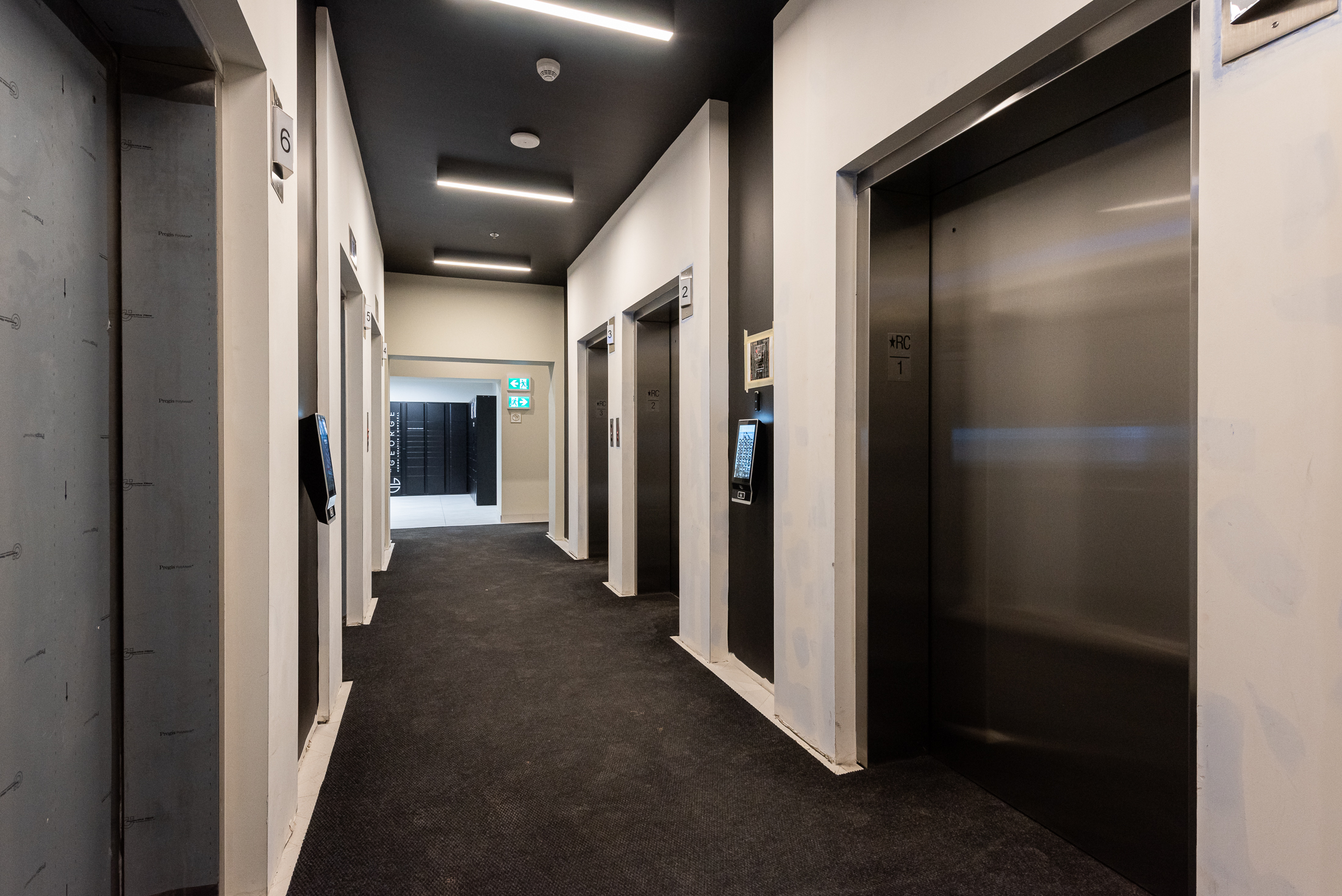 le-george-17-lift_area