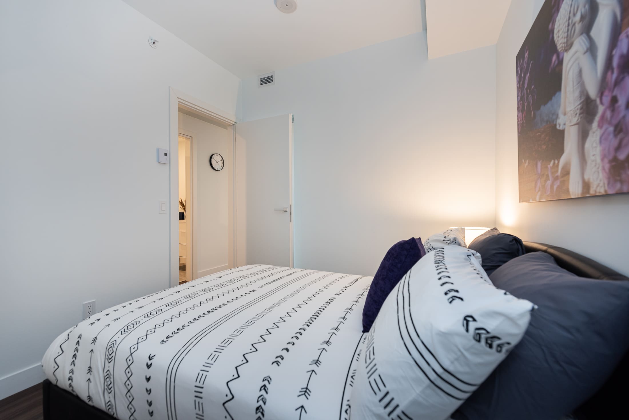 le-george-18-bedroom1