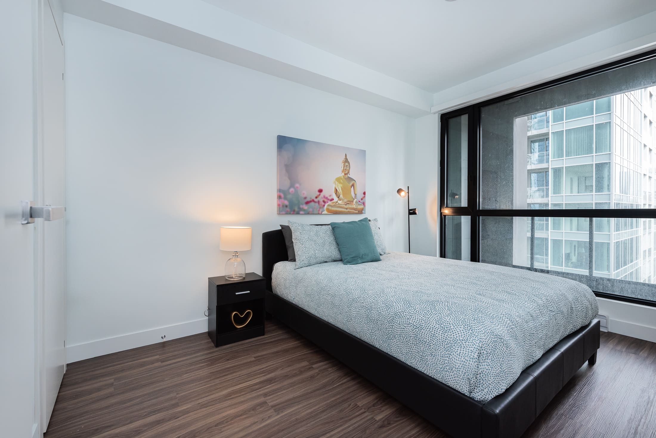 le-george-18-bedroom3