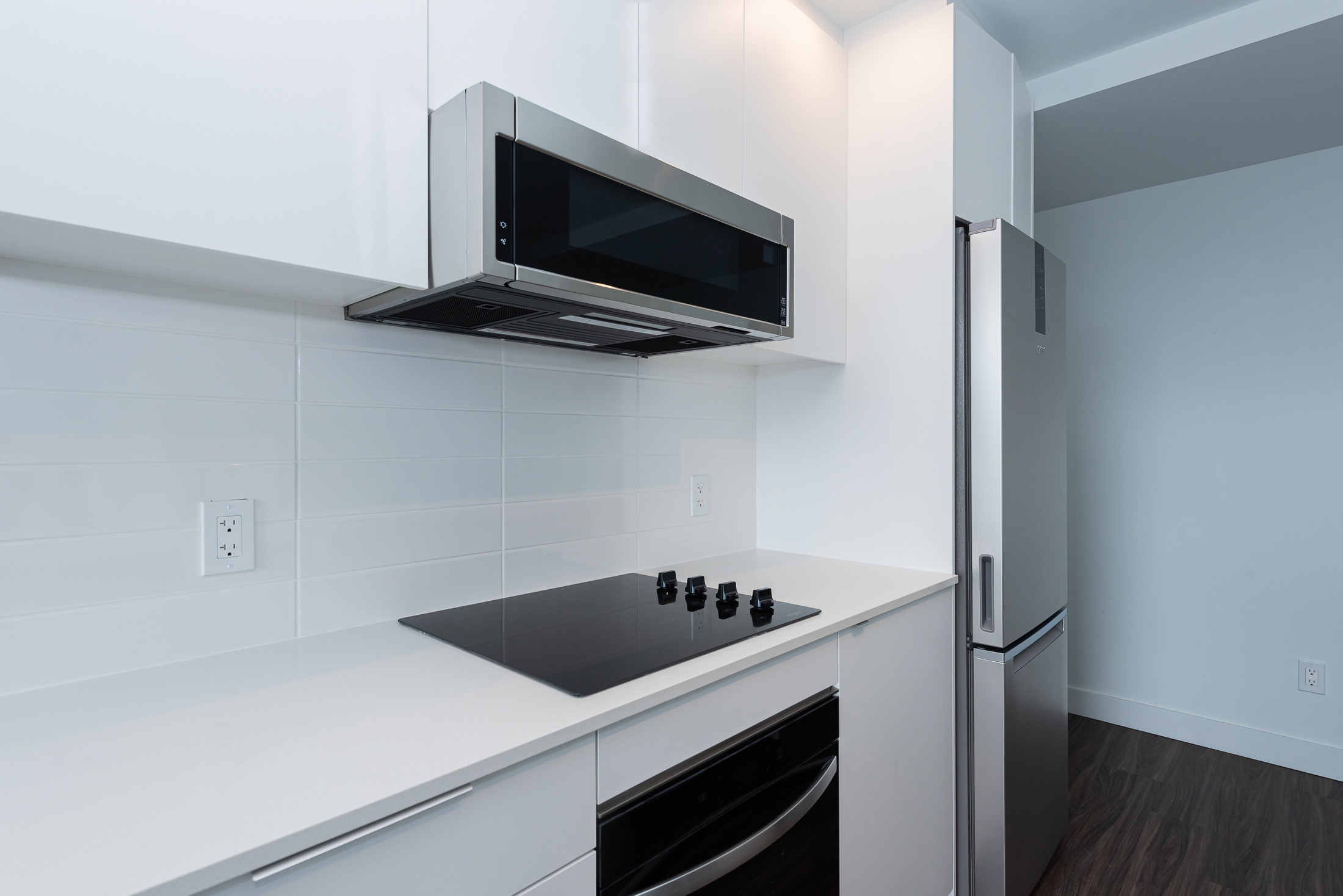 le-george-3-kitchen3