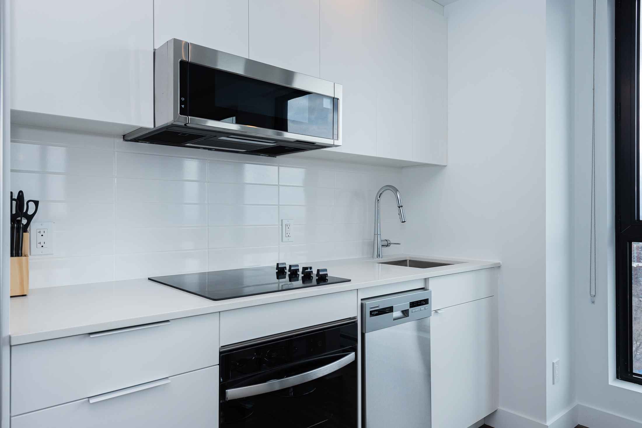 le-george-7-kitchen3