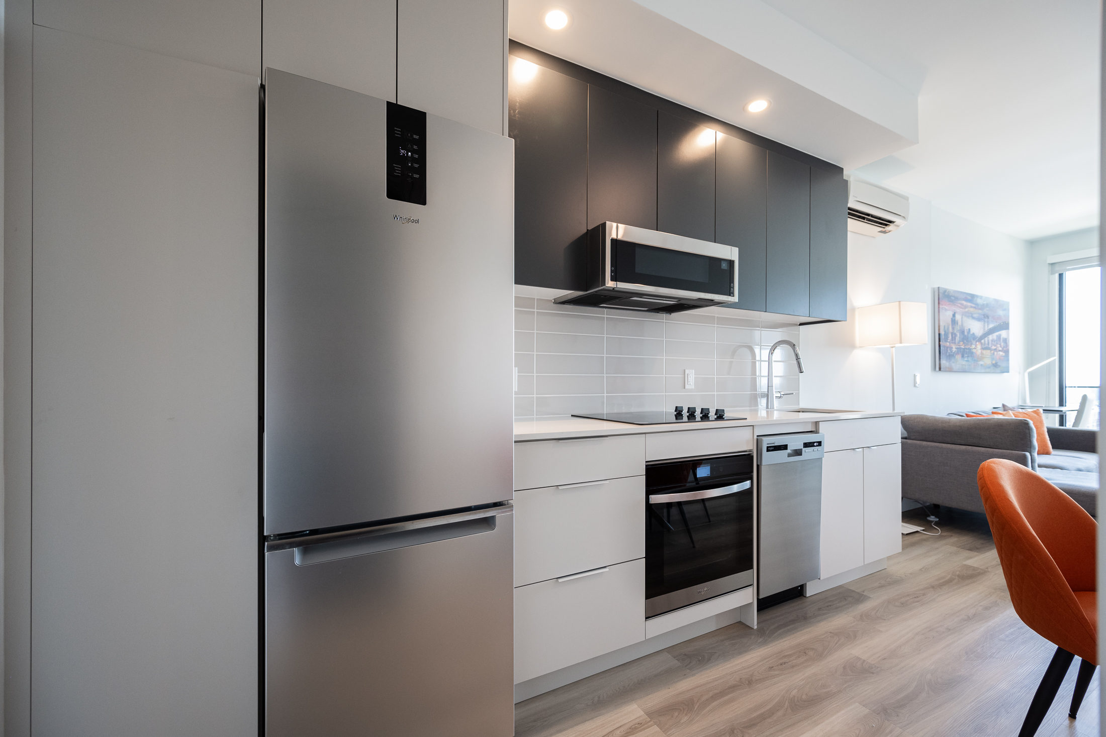 le-george-kitchen-view