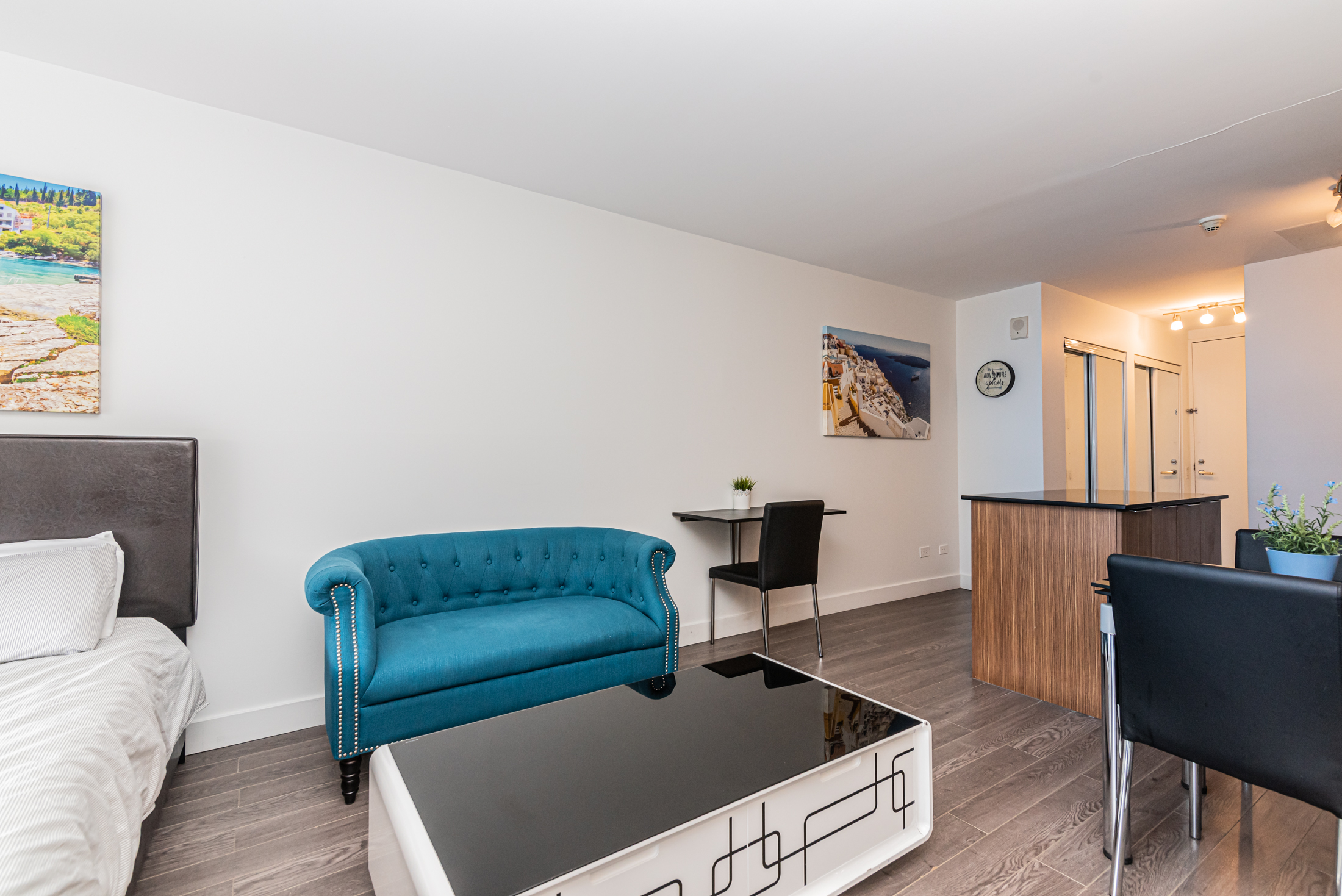 le-sommet_sofas_view