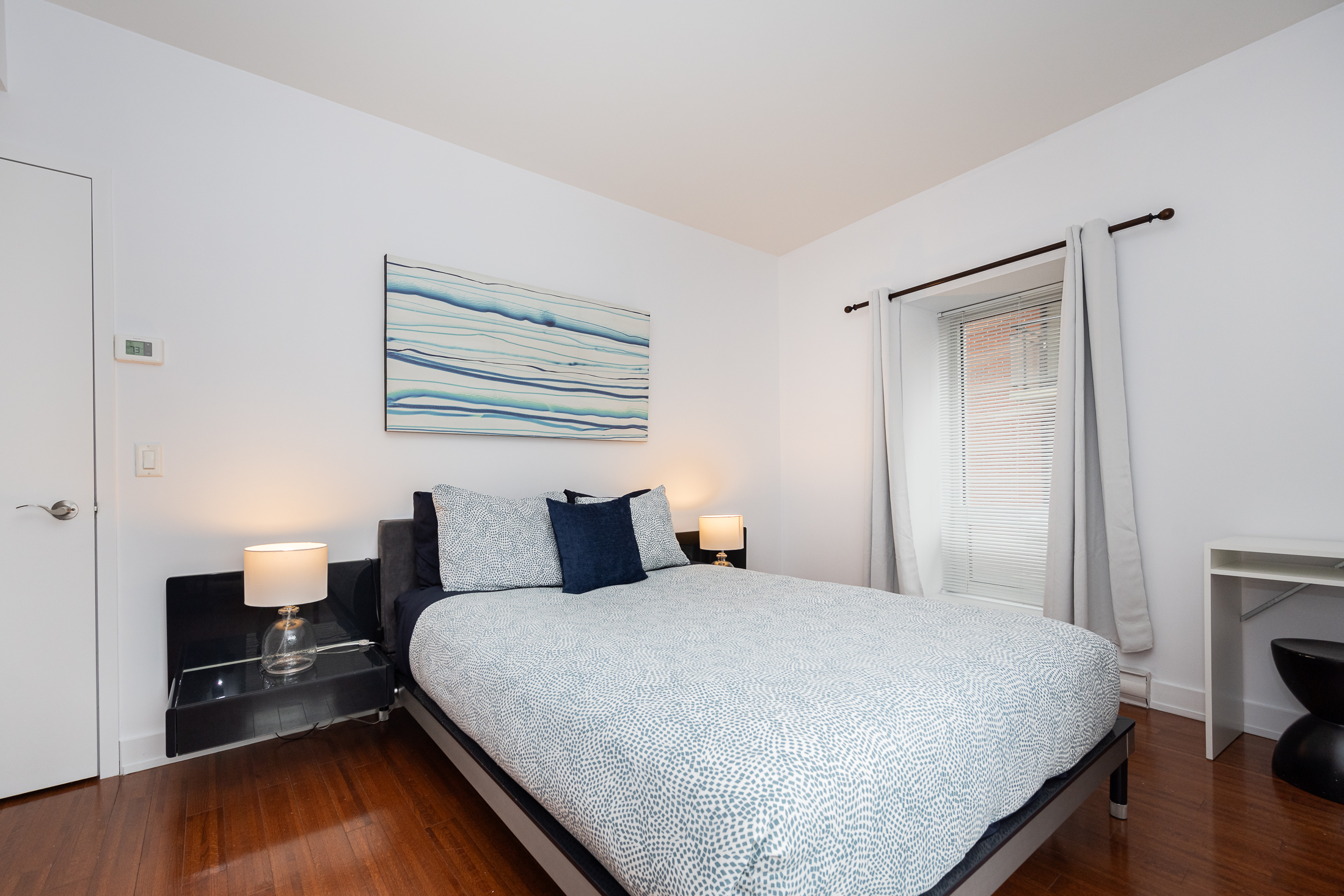 mosaique__8B-bedroom2