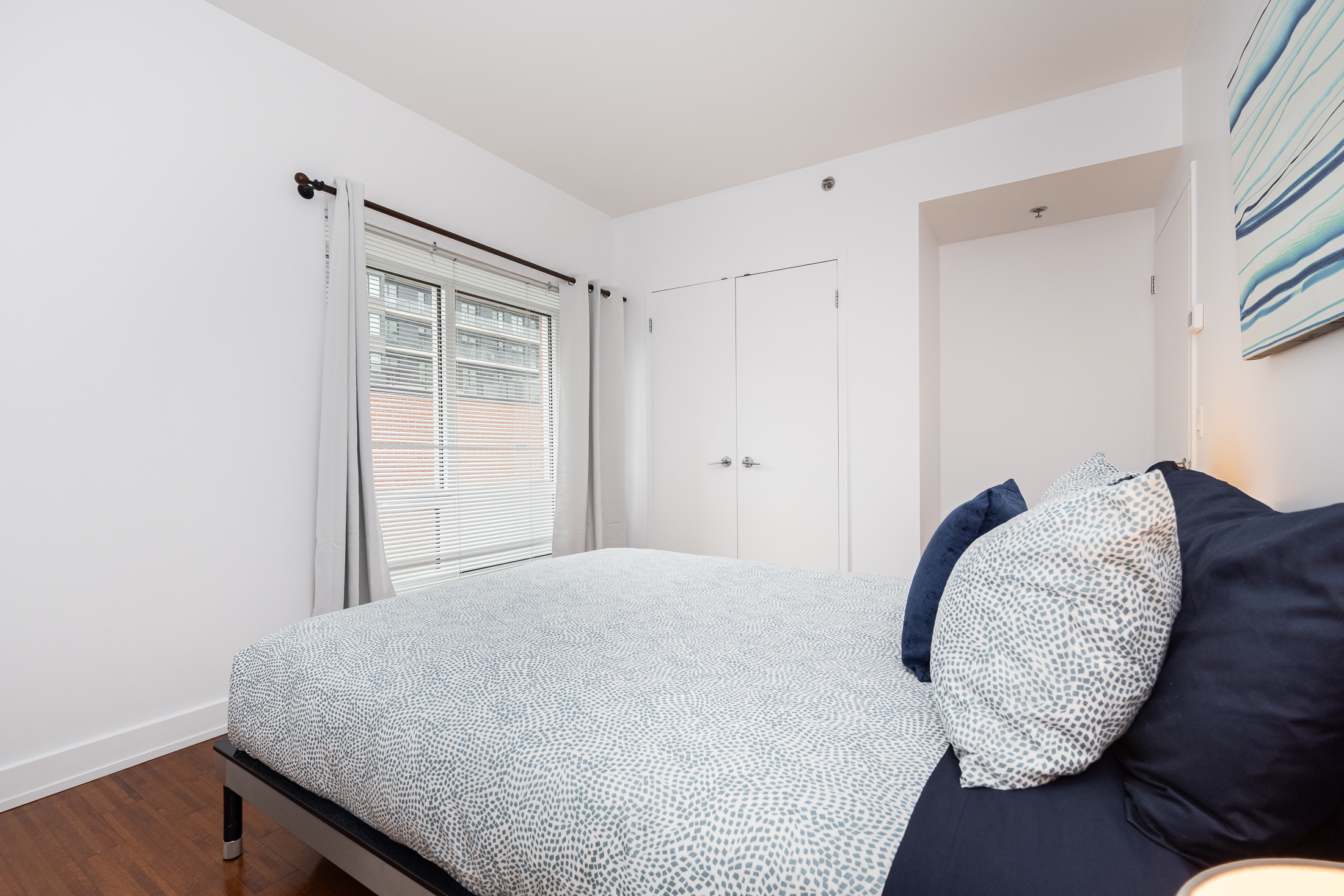 mosaique__8B-bedroom3