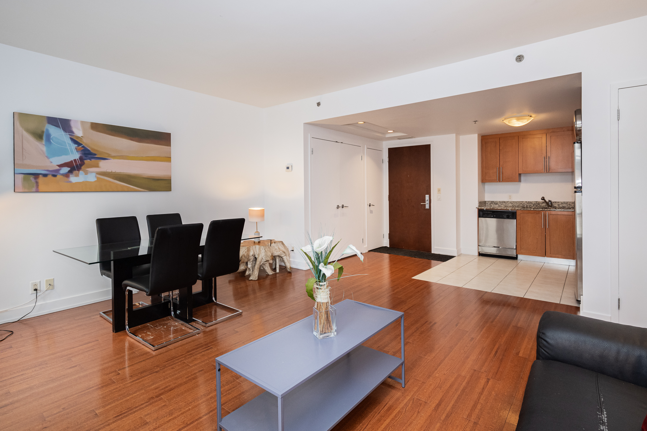 mosaique__8B-sitting_chairs