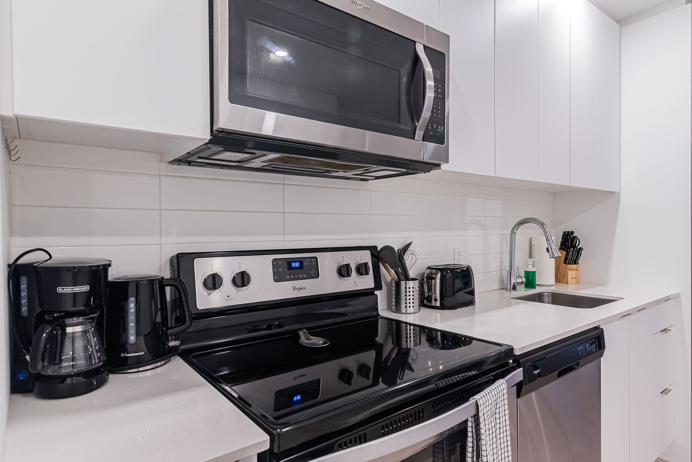 myriade_2B_kitchen_view_3