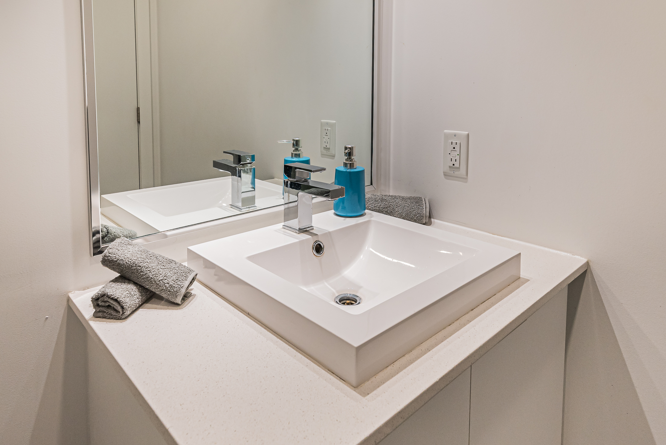 myriade__2A_washroom