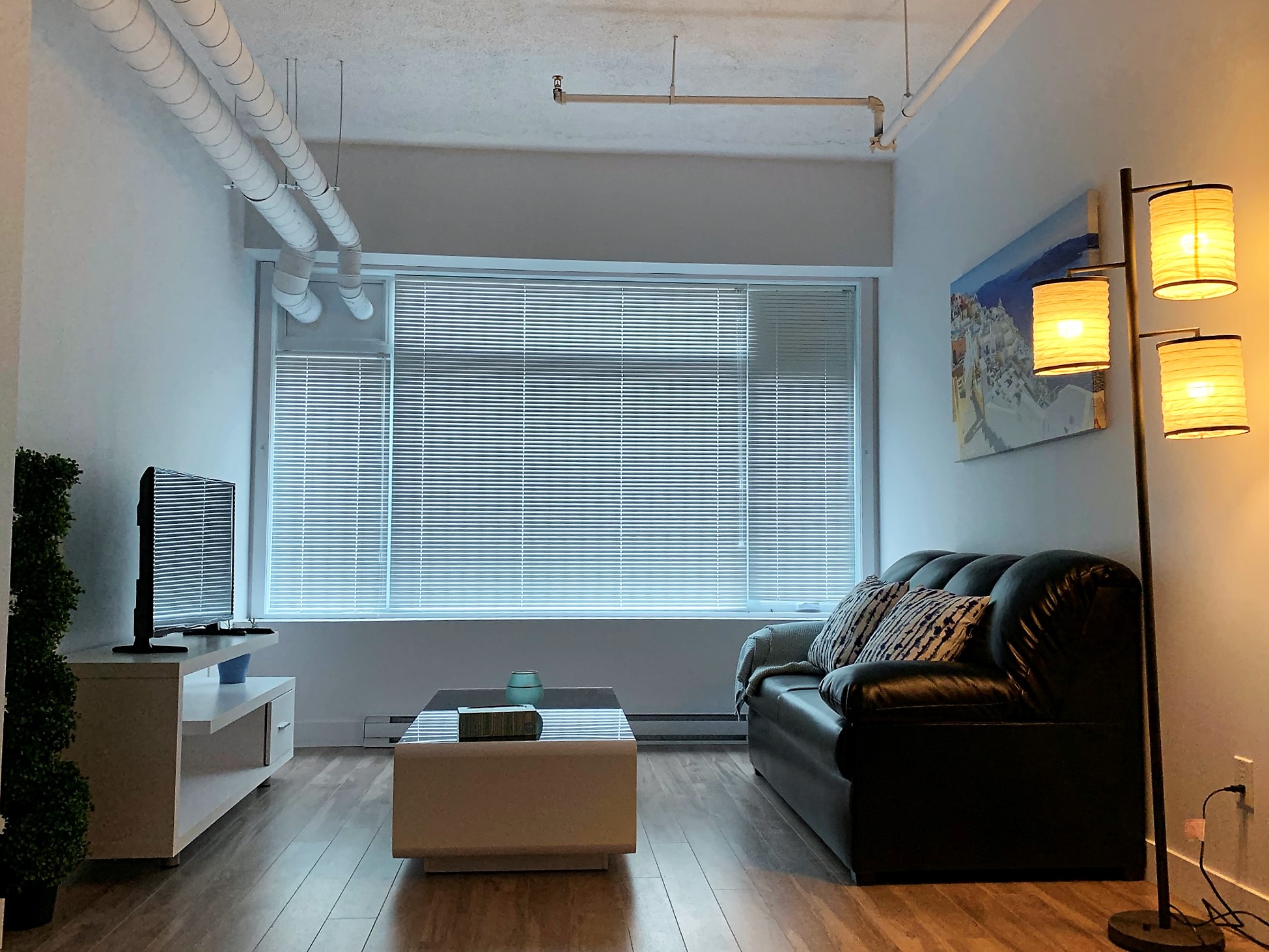 st-hubert__2A-living_room_full_view