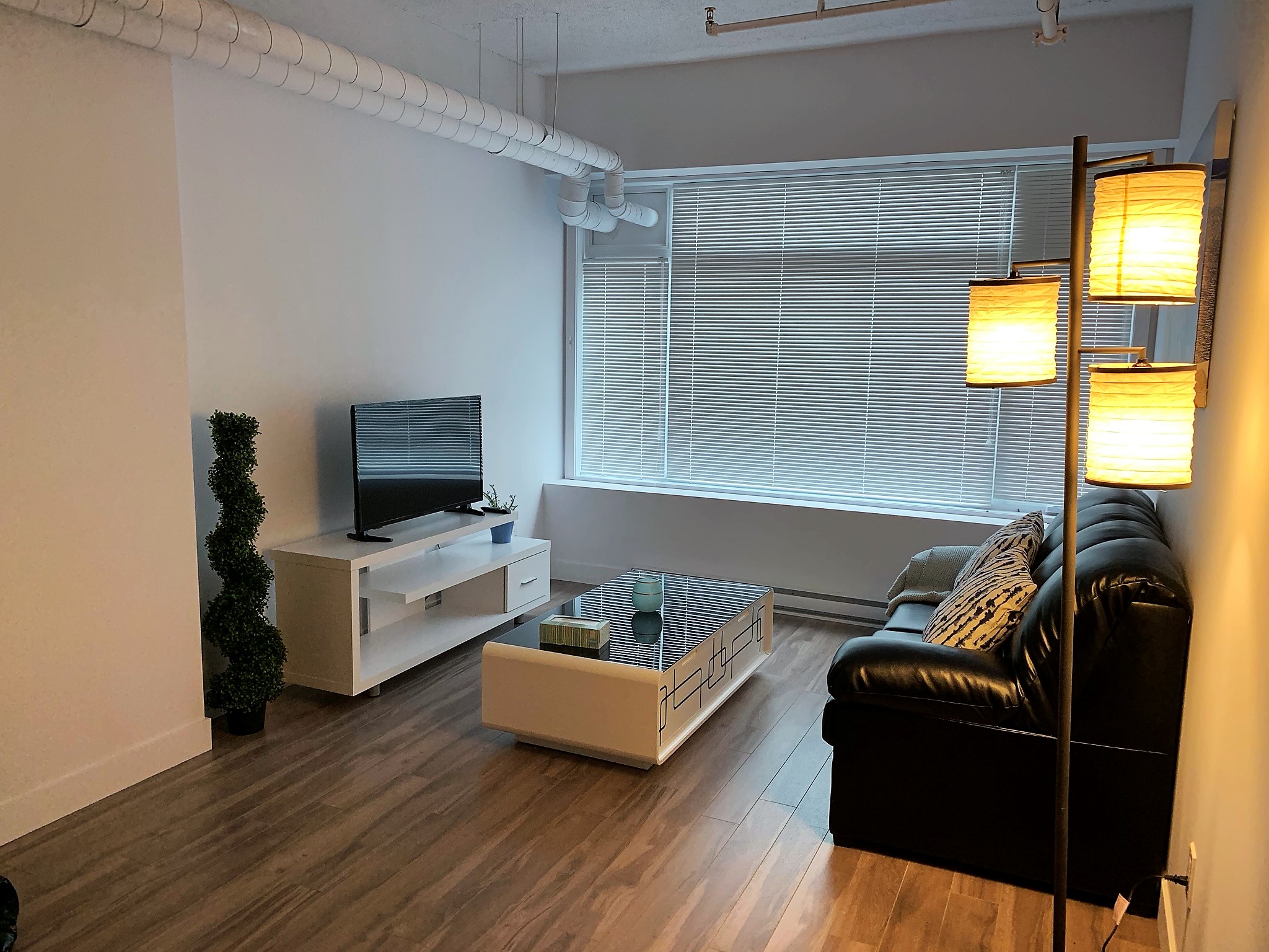 st-hubert__2A_living_room_view