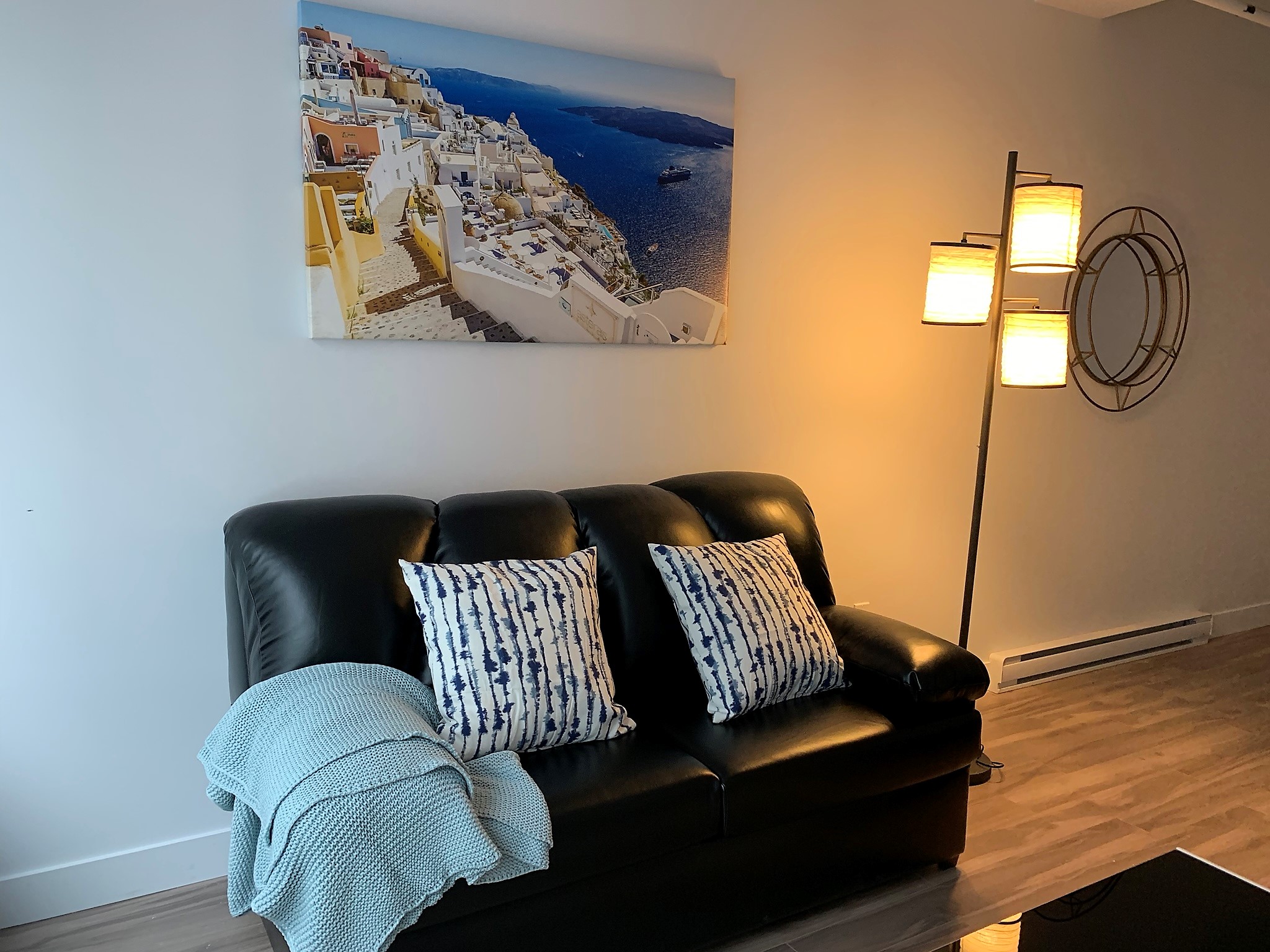 st-hubert__2A_sofa_sitting