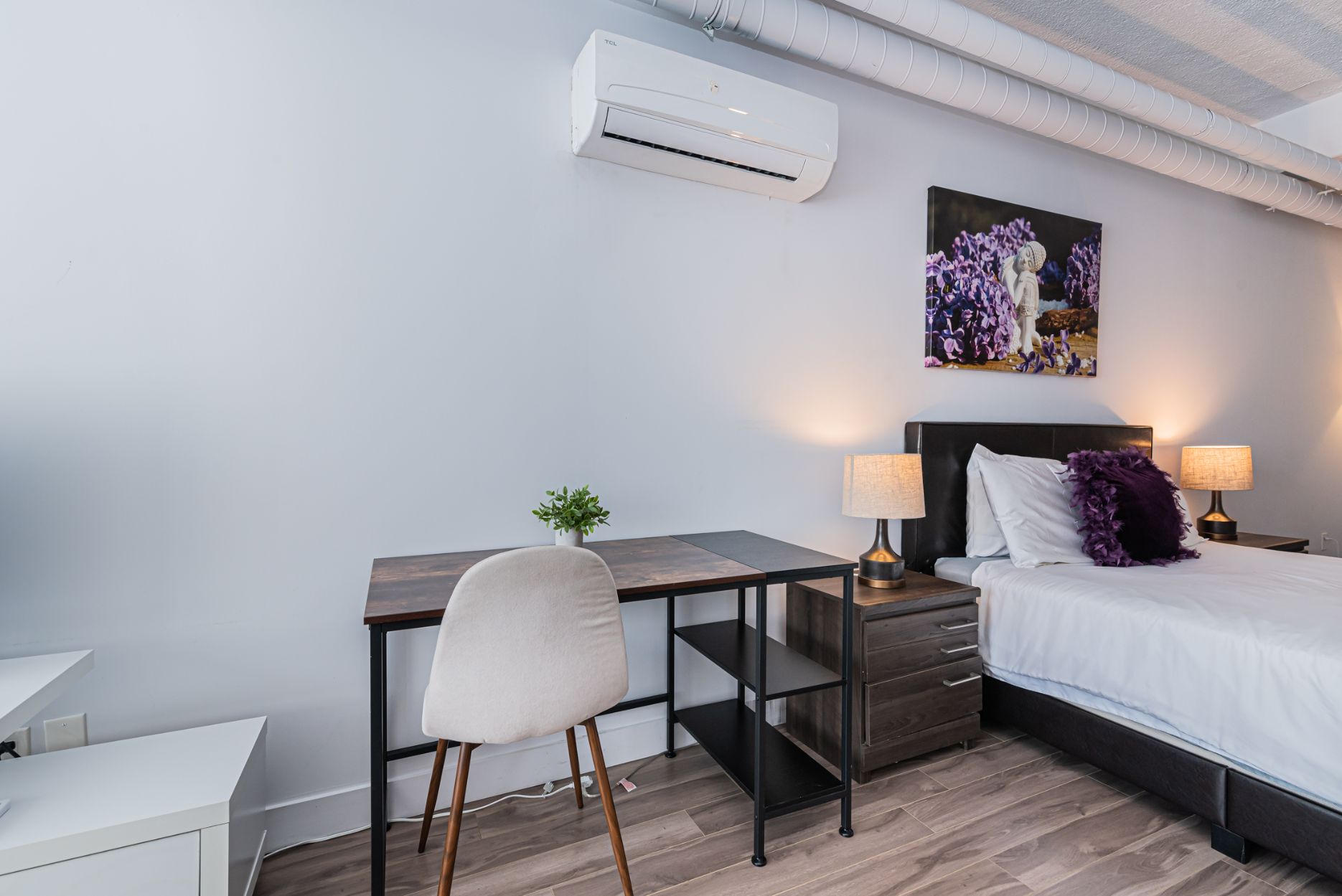 st-hubert__2B_living_room_Ac2