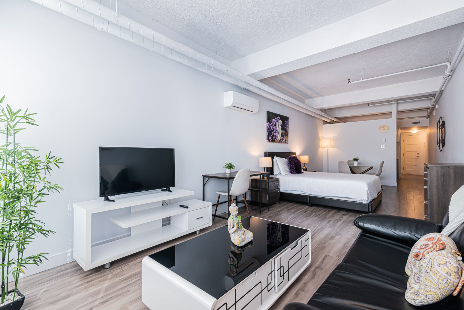 st-hubert__2B_living_room_view